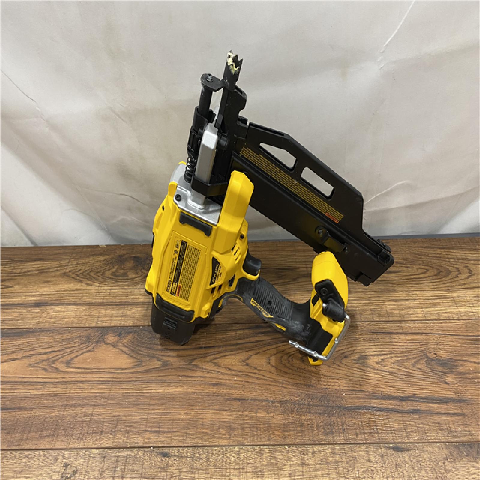 AS IS DEWALT 20-Volt 21Â° Cordless Framing Nailer (Tool-Only)