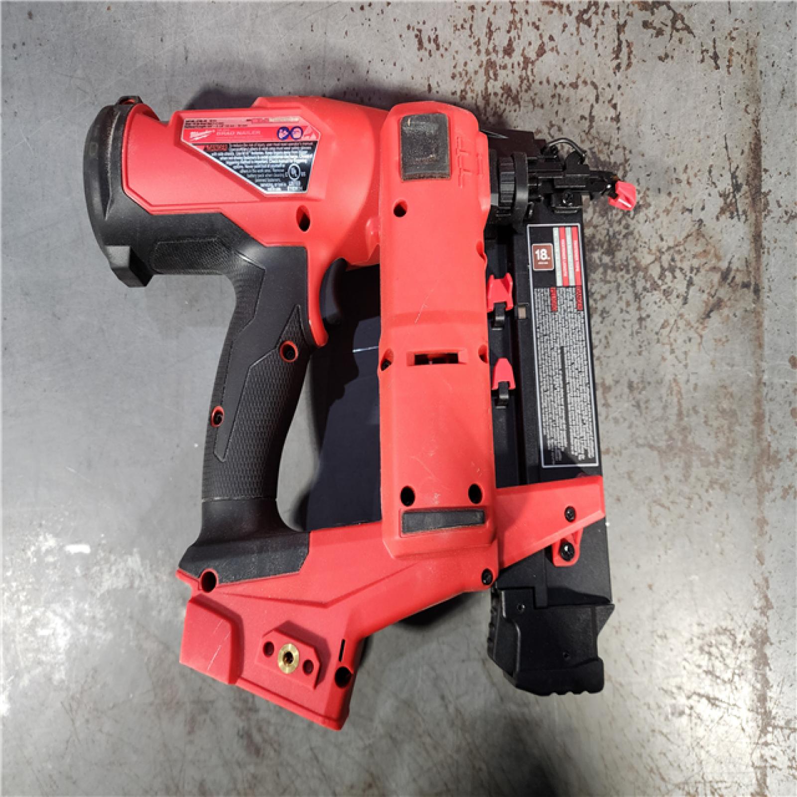 HOUSTON LOCATION - AS-IS Milwaukee M18 Fuel 18V Brushless 18-Gauge Brad Nailer 2746-20 (Bare Tool)