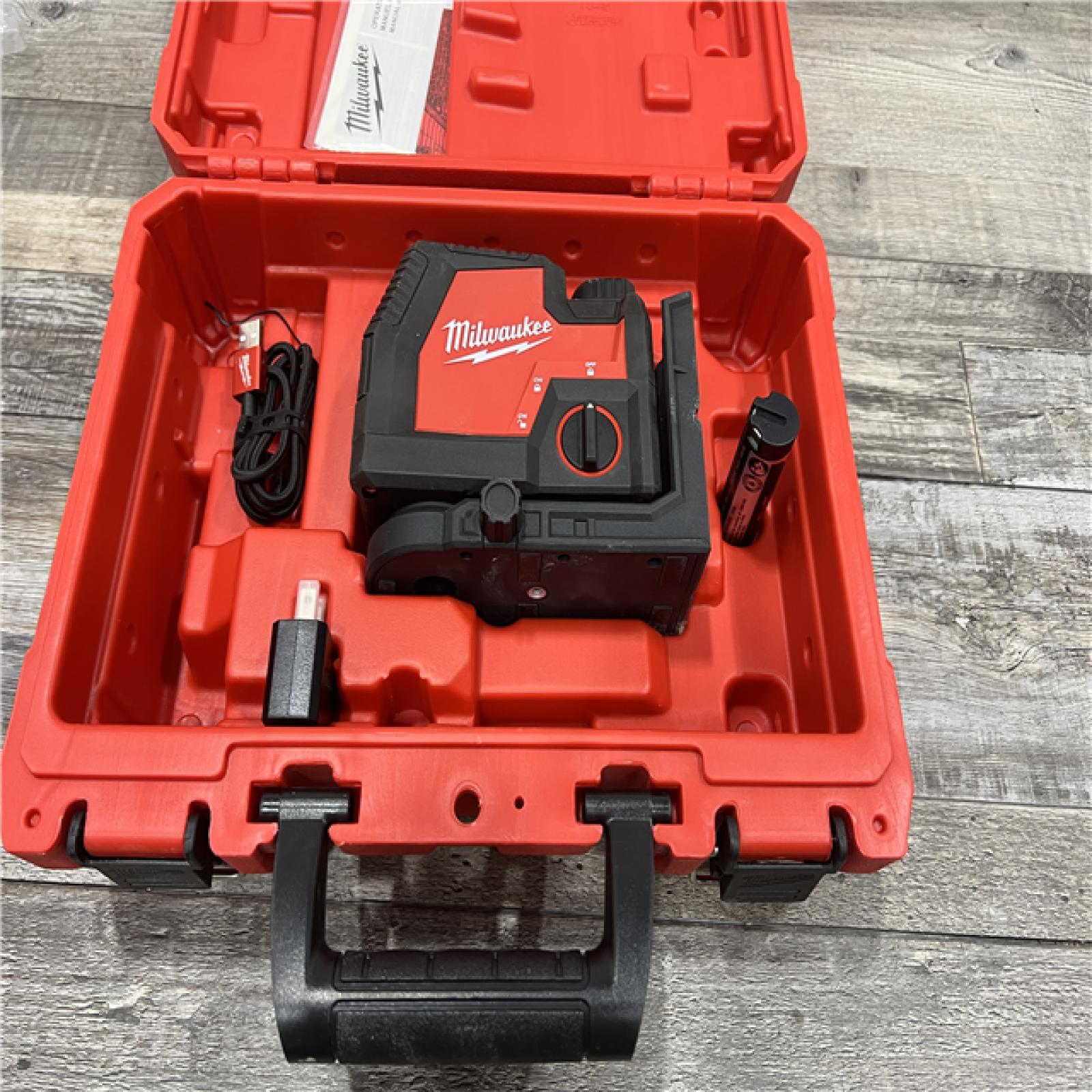 AS-IS MILWAUKEE 100 Ft. REDLITHIUM Lithium-Ion USB Green Rechargeable Cross Line Laser Level with Charger