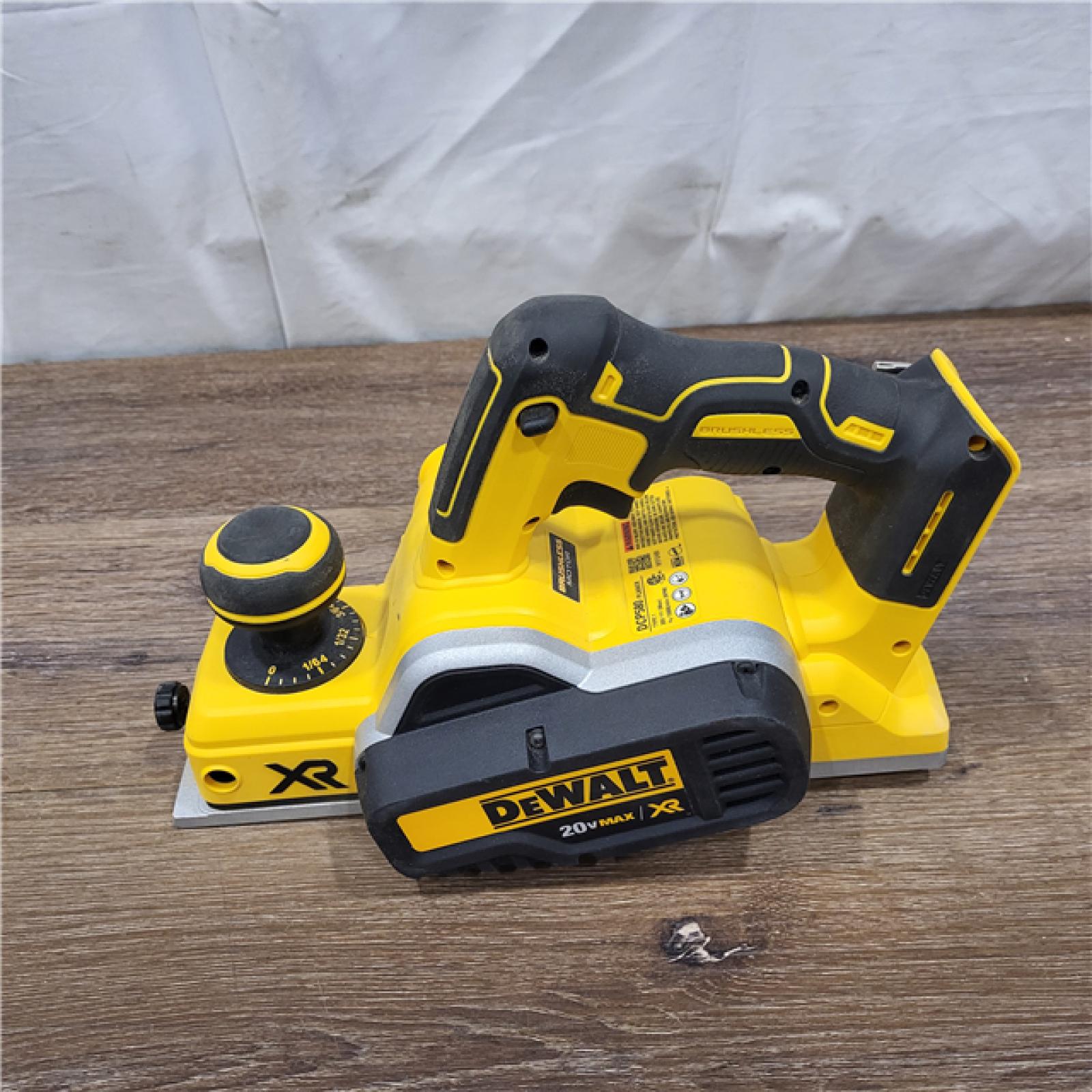 AS-IS DEWALT DCP580B 20V MAX Lithium Ion Brushless Planer