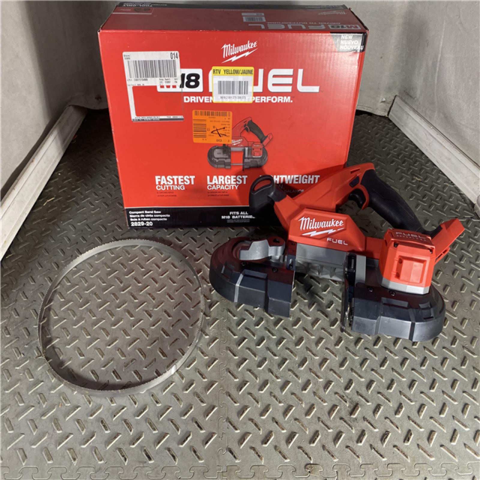 HOUSTON LOCATION -AS-IS Milwaukee M18 FUEL Compact Band Saw