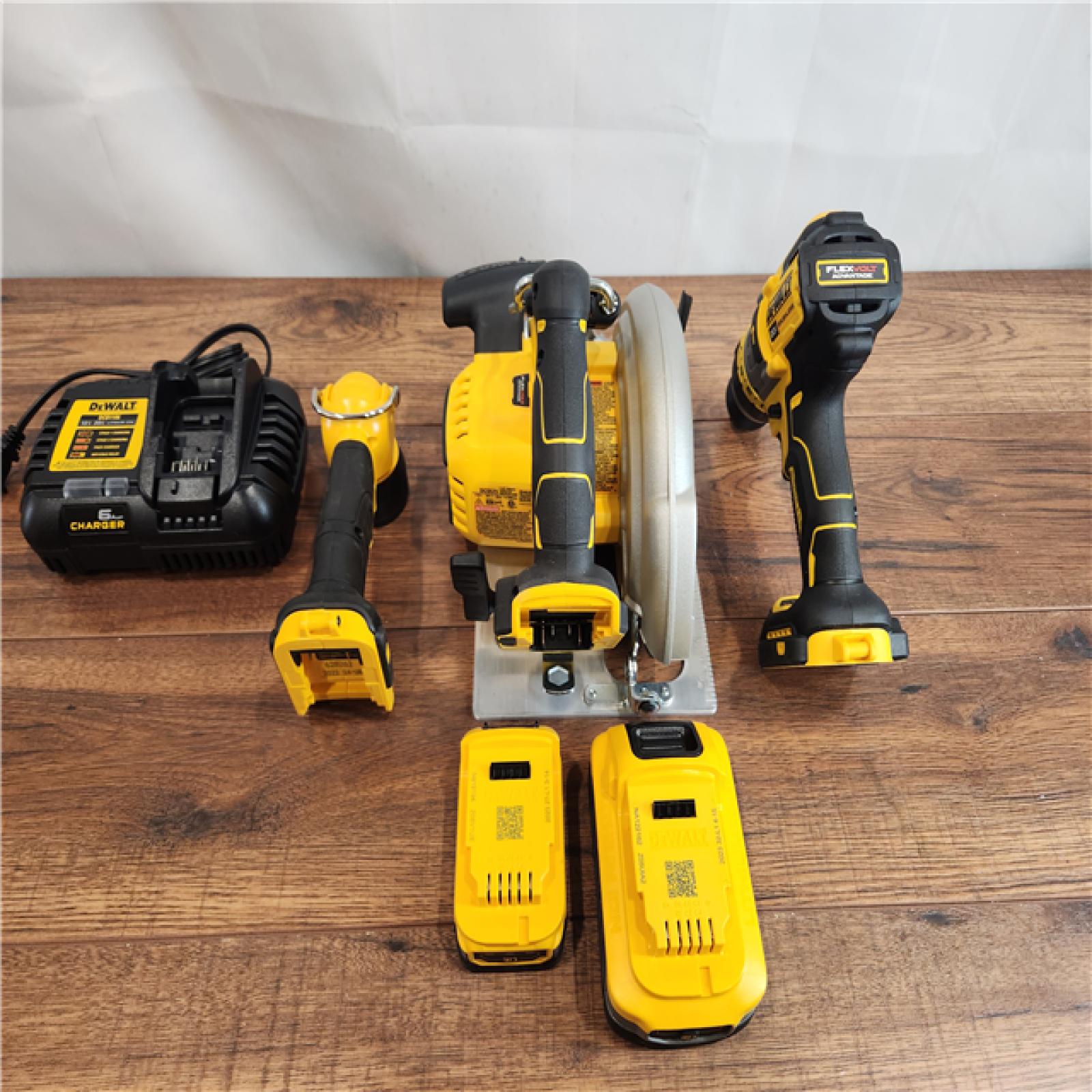 AS-IS DeWalt 20V MAX PowerStack Brushless Cordless (3-Tool) Combo Kit