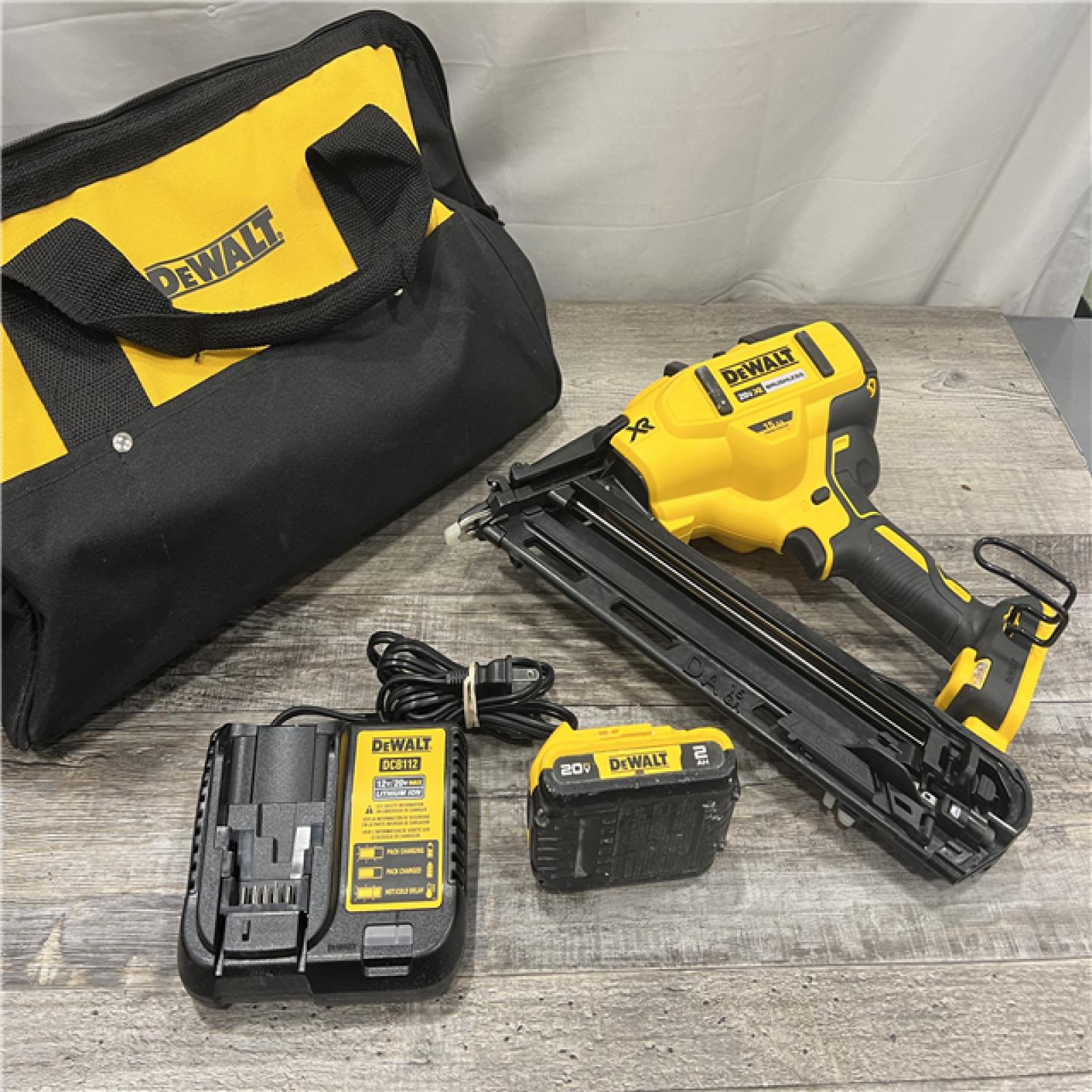 AS-IS DEWALT 20V MAX XR 15 Ga. Cordless 34 Deg Nailer 20 V