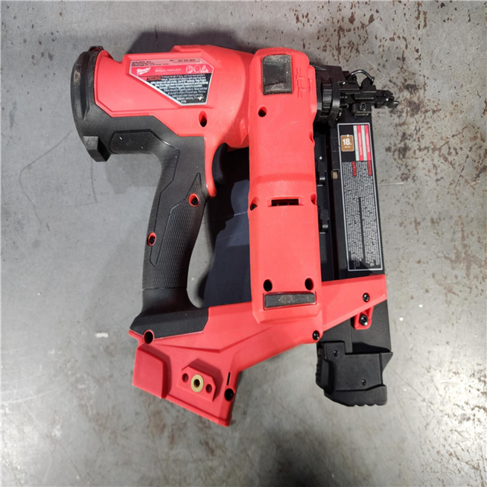 HOUSTON LOCATION - AS-IS Milwaukee M18 Fuel 18V Brushless 18-Gauge Brad Nailer 2746-20 (Bare Tool)