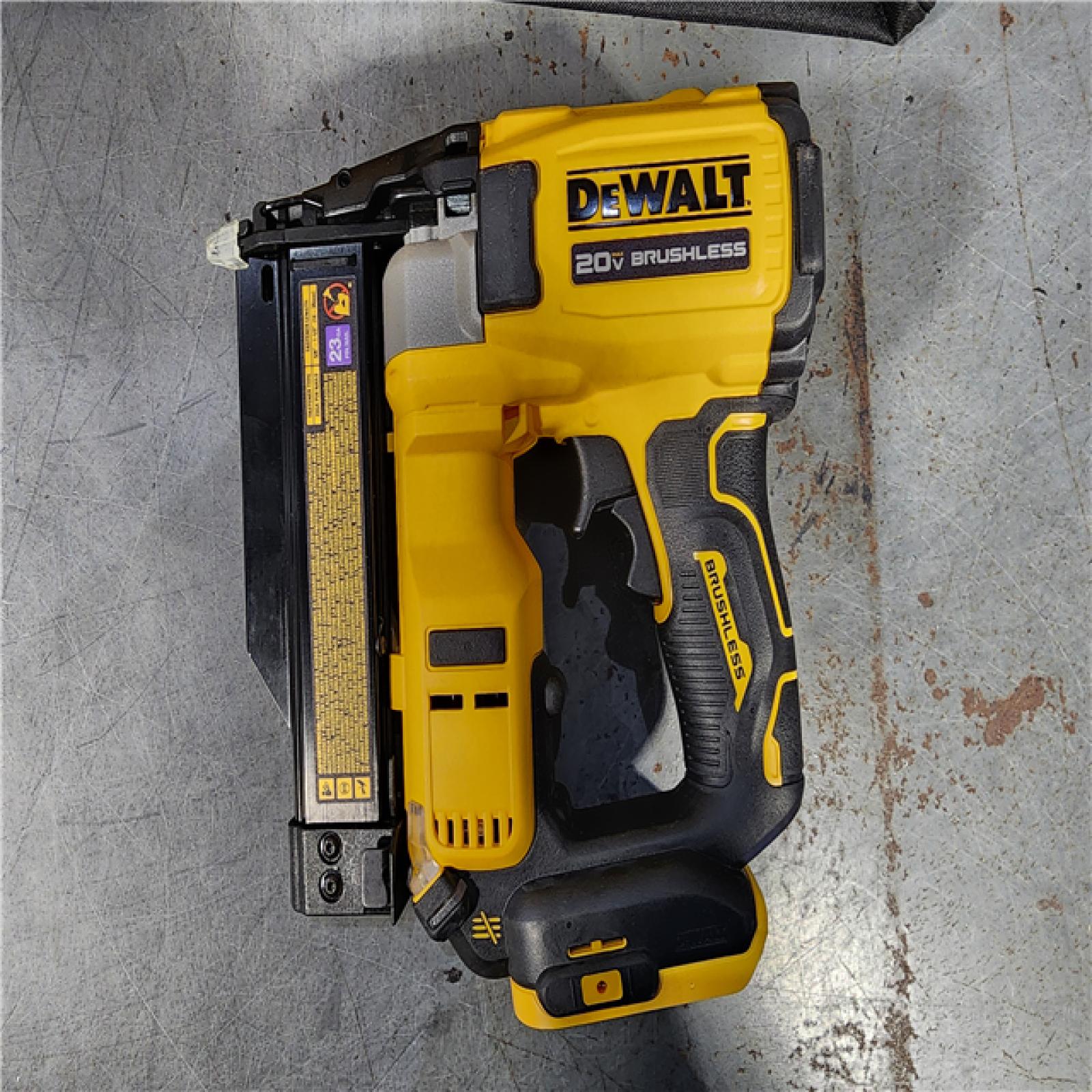 HOUSTON LOCATION - AS-IS (APPEARS LIKE NEW) DEWALT ATOMIC 20V MAX Lithium Ion Cordless 23 Gauge Pin Nailer Kit with 3.0Ah Battery and Charger