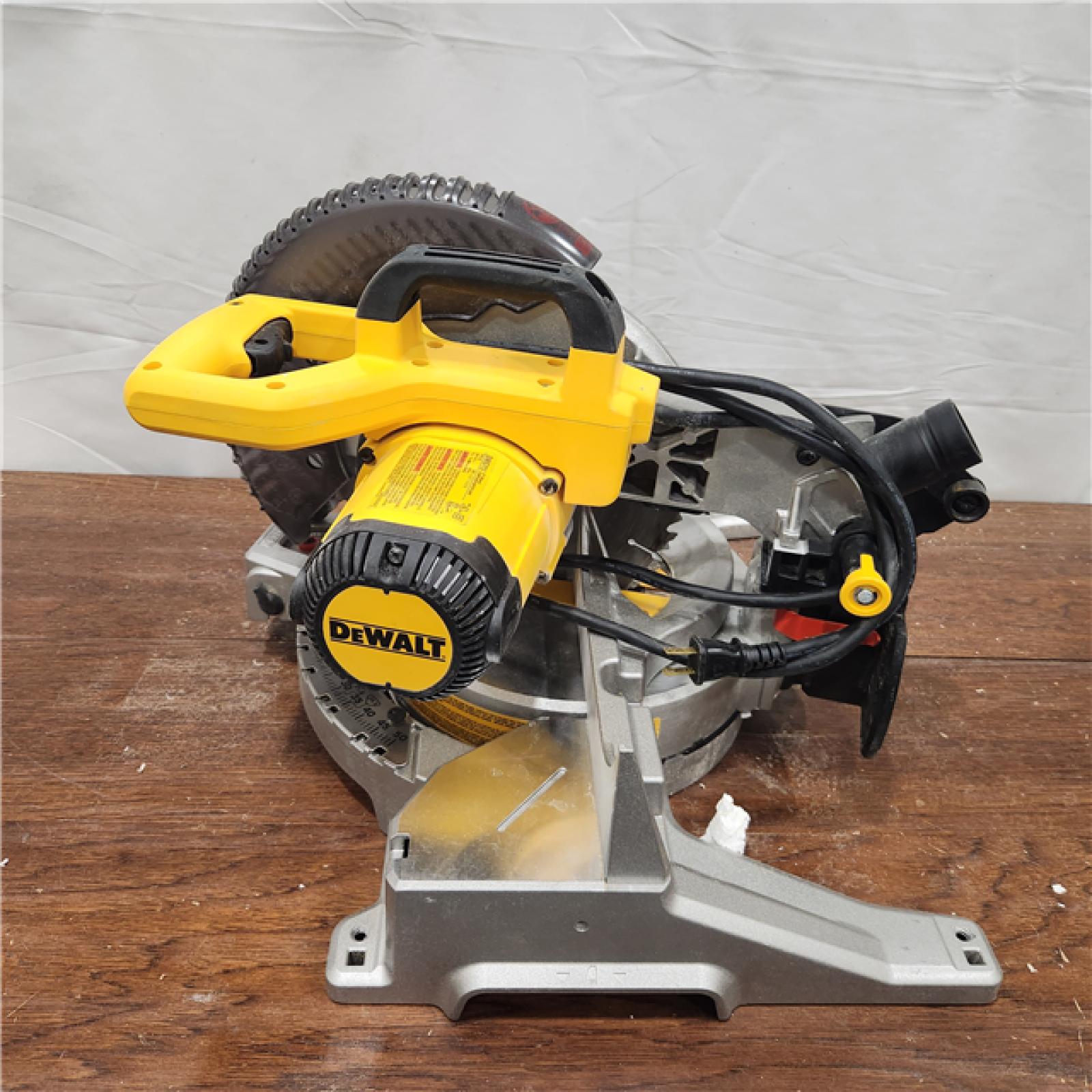 AS-IS  DEWALT 15 Amp Corded 10 in. Compound Single Bevel Miter Saw