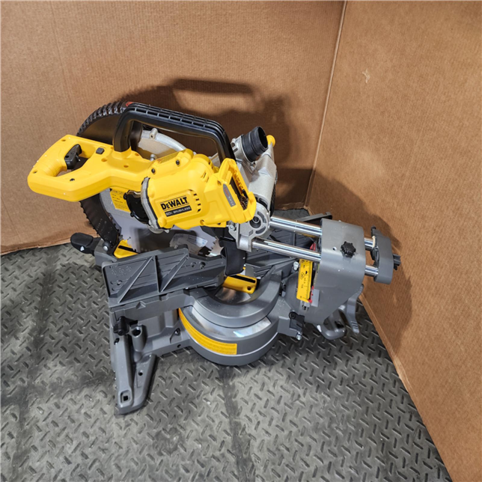 HOUSTON LOCATION - AS-IS (APPEARS LIKE NEW) DEWALT 60V Lithium-Ion 12 in. Cordless Sliding Miter Saw (Tool Only)