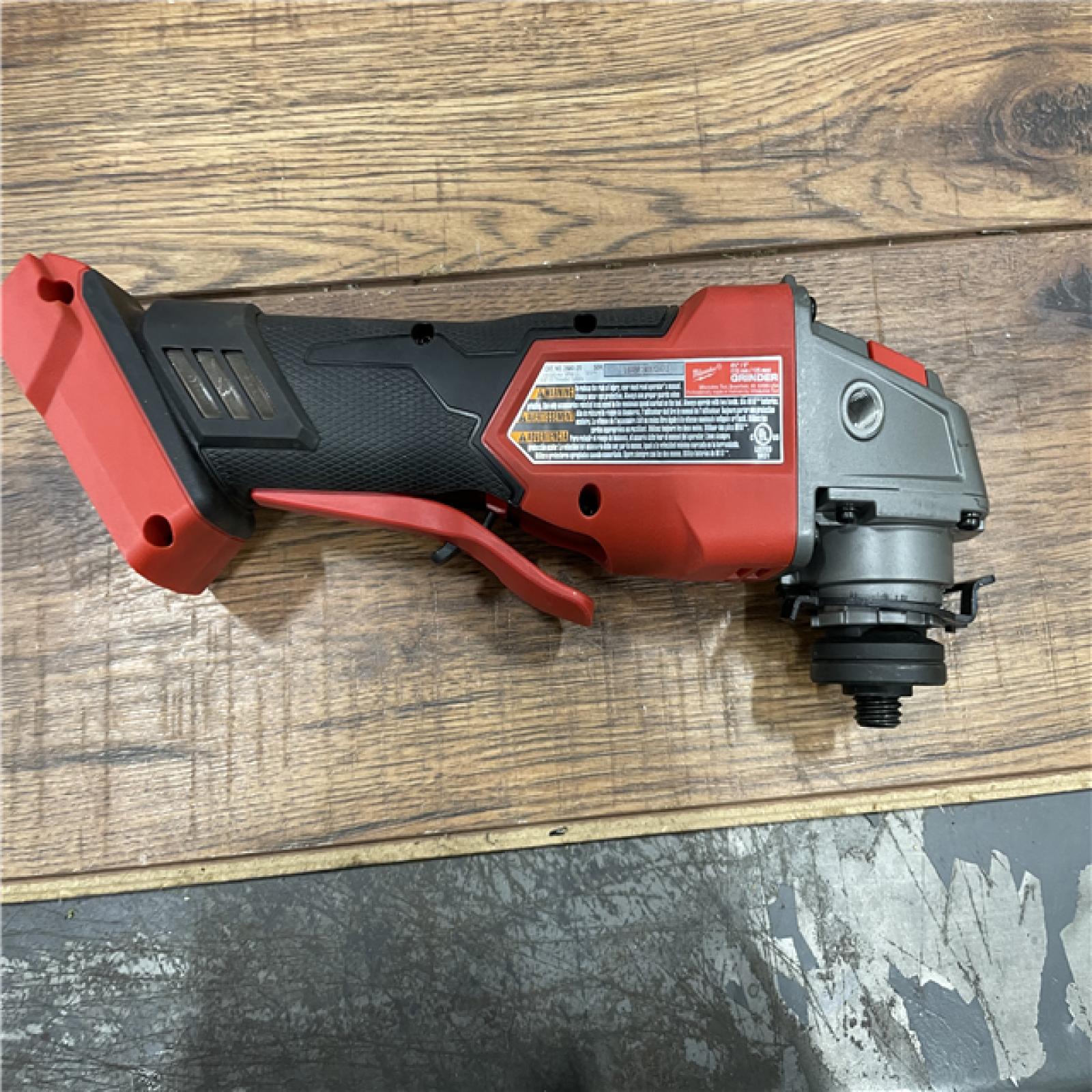 AS-IS Milwaukee 2880-20 M18 FUEL 18-Volt Lithium-Ion Brushless Cordless 4-1/2 in./5 in. Grinder