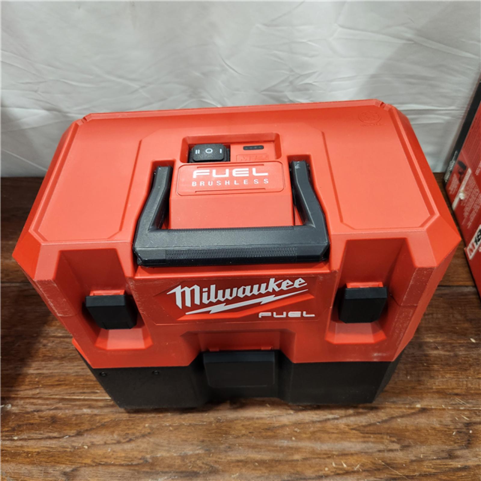 AS-IS Milwaukee M12 Cordless Shop Vacuum - Tool Only