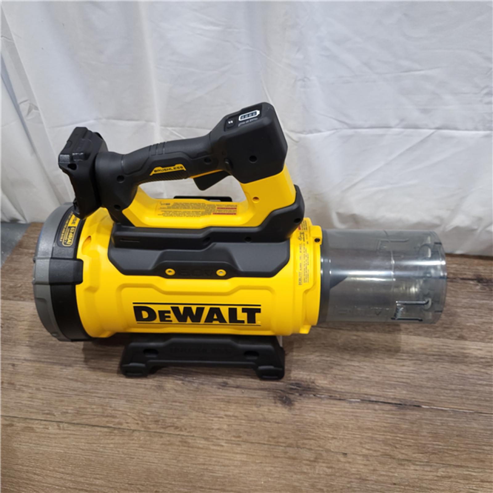 AS-IS FLEXVOLT 60V MAX 160 MPH 760 CFM Brushless Cordless  and Charger