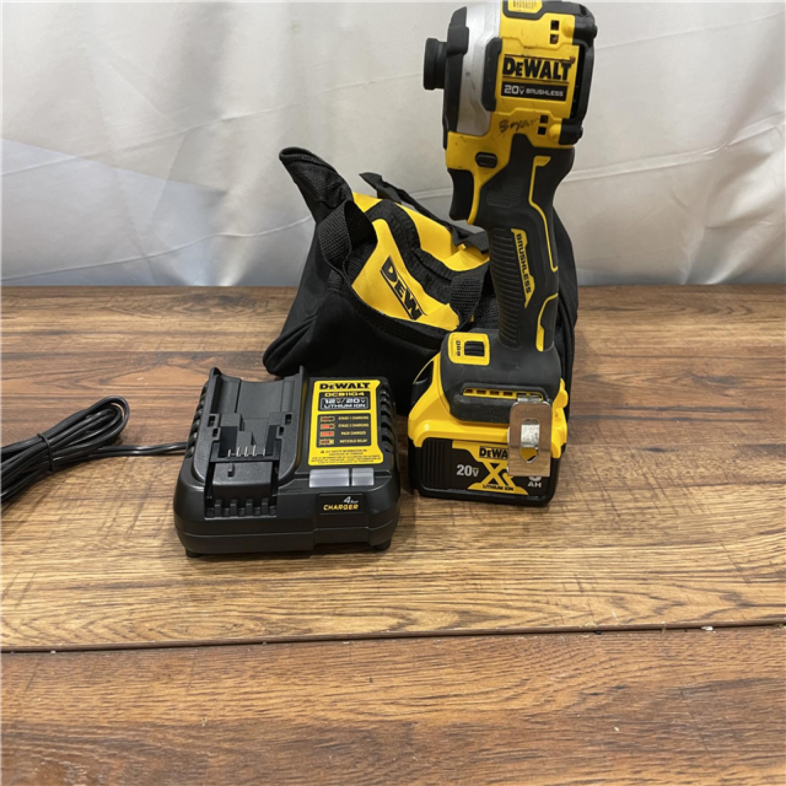 AS-IS DEWALT ATOMIC 20V MAX Lithium-Ion Cordless 1/4 in. Brushless Impact Driver Kit,