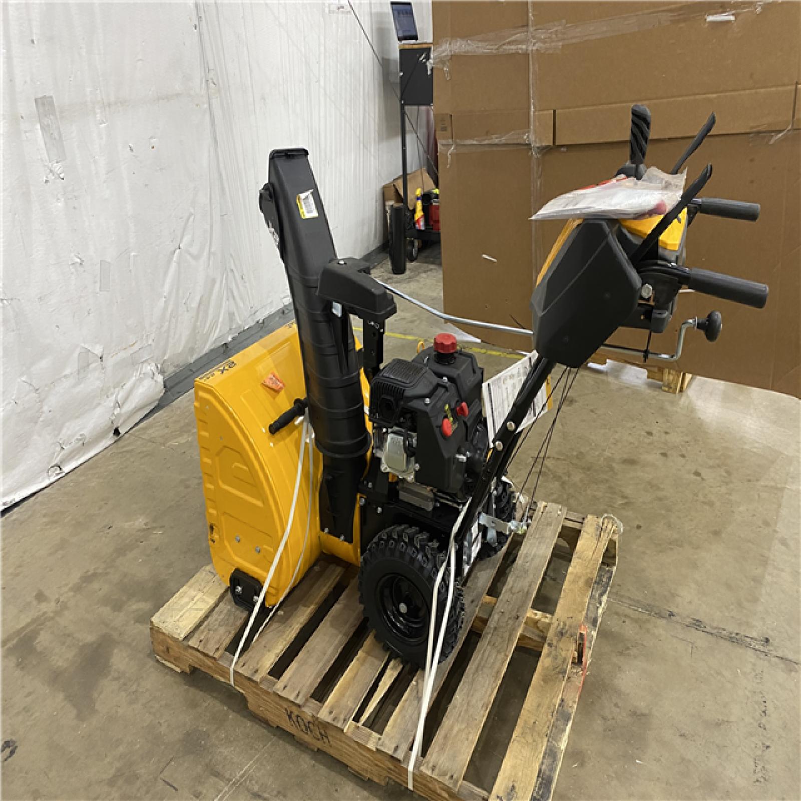 Houston Location - AS-IS Cub Cadet 2x 24'' in Snow Blower