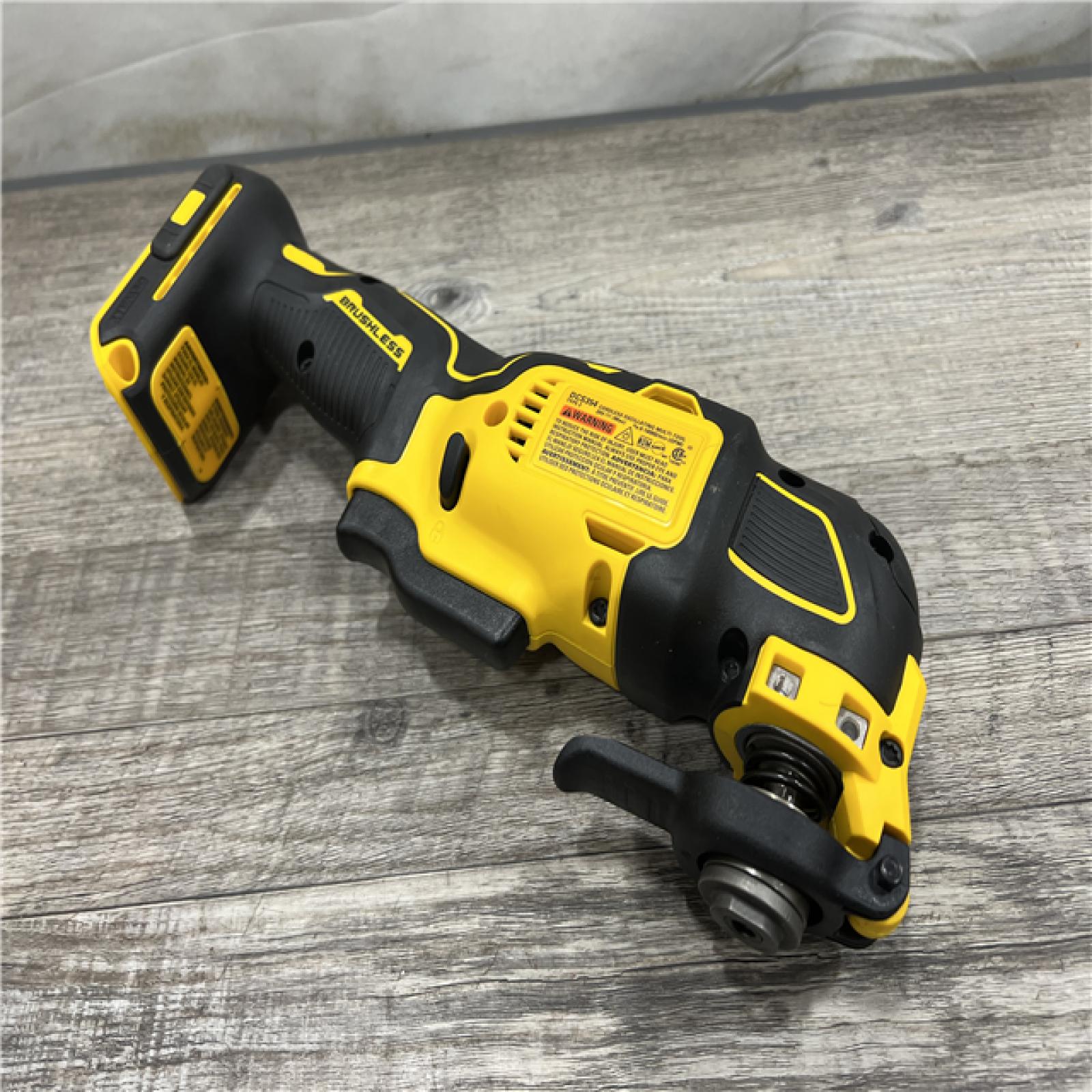 AS-IS DEWALT ATOMIC 20V MAX Cordless Brushless Oscillating Multi Tool (Tool Only)