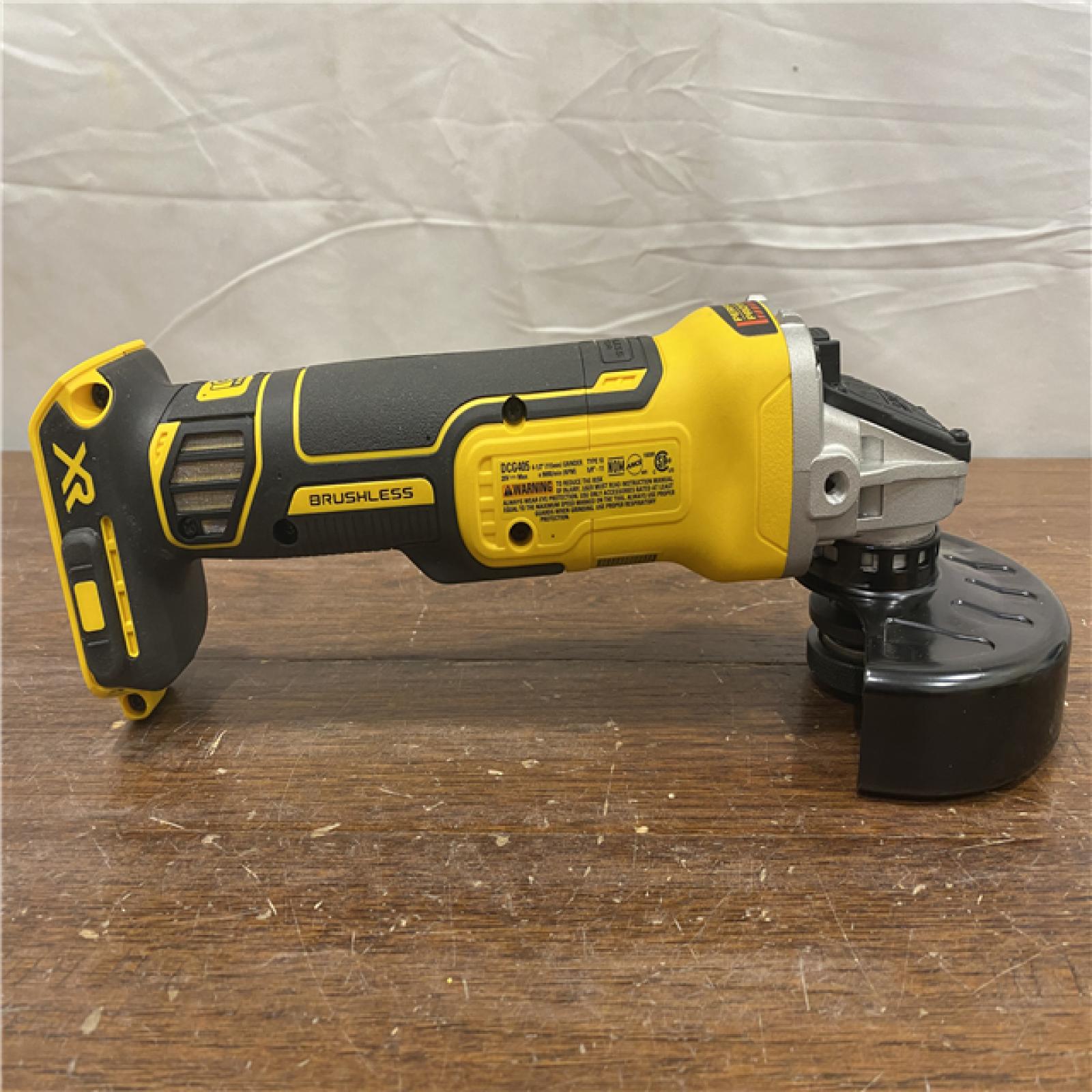 AS-ISDeWalt DCG405B 20V Max XR 4.5-Inch Slide Switch Small Angle Grinder (Tool Only)