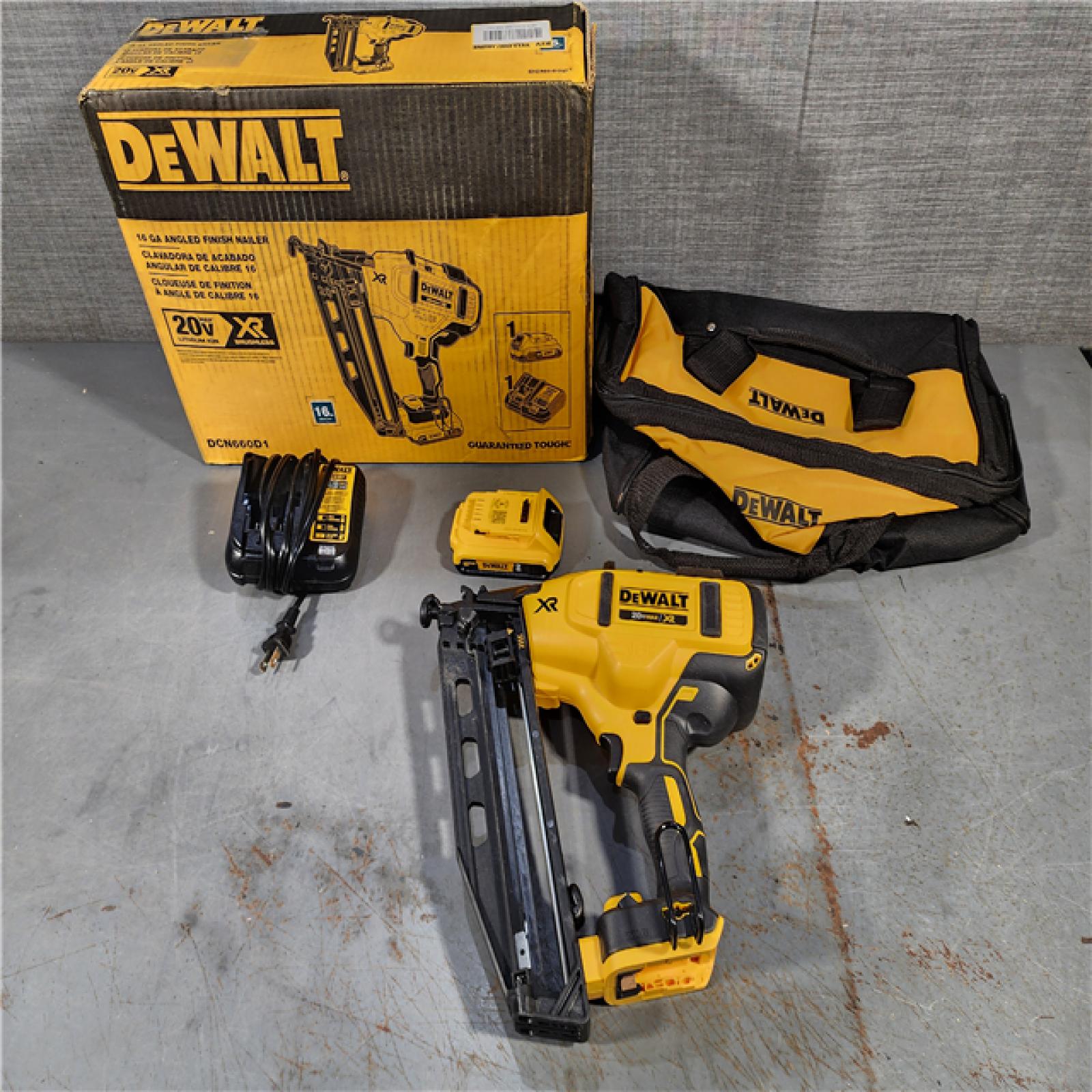 HOUSTON LOCATION - AS-IS DeWalt DCN660D1 20V 16 Gauge Cordless Angled Finish Nailer Kit W/ 2Ah Battery