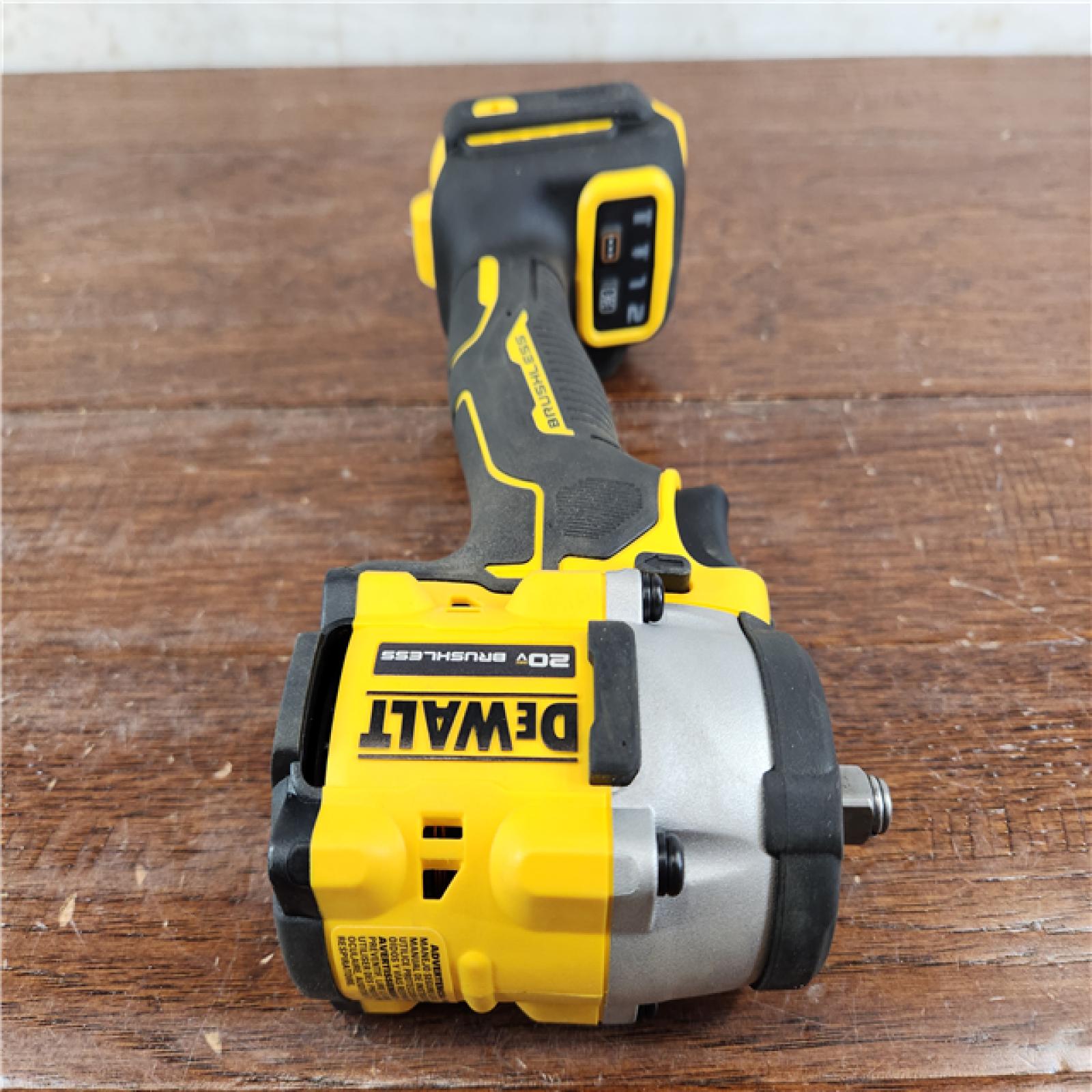 AS-IS DeWalt 20V MAX ATOMIC 3/8 in. Cordless Brushless Compact Impact Wrench (Tool Only)