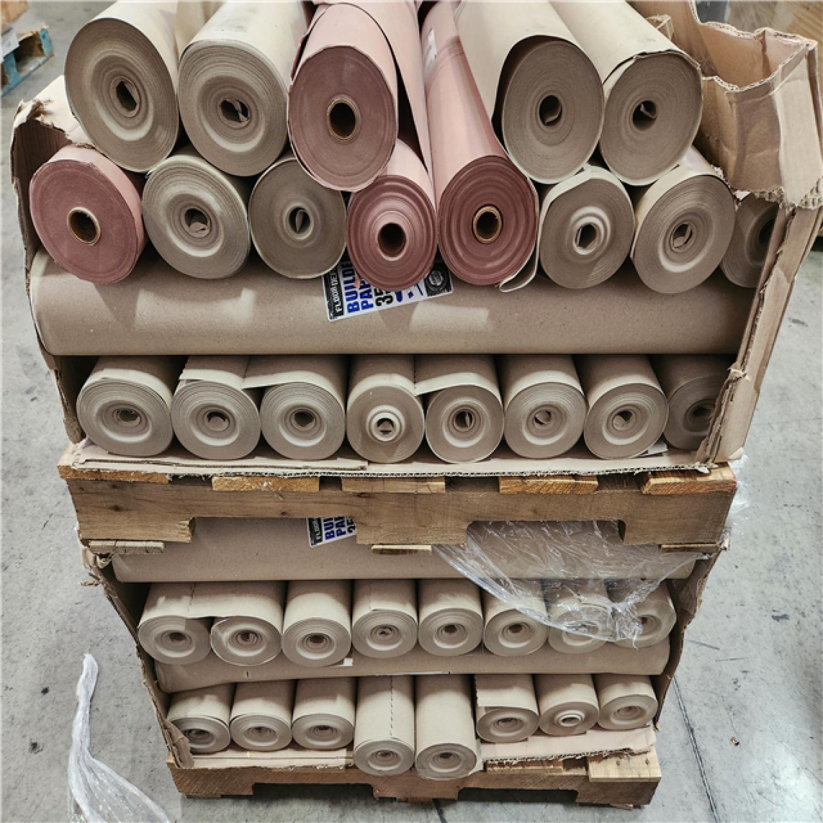 Phoenix Location Pratt Retail Specialties 3 ft. x 166 ft. Red & Blue Builder's Paper (64 Rolls)