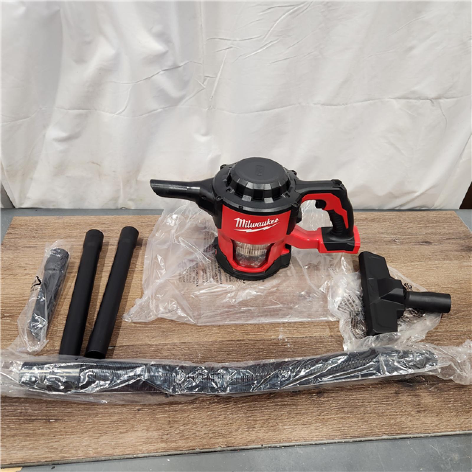 AS-IS Milwaukee M18 18-Volt Lithium-Ion Cordless Compact Vacuum (Tool-Only)