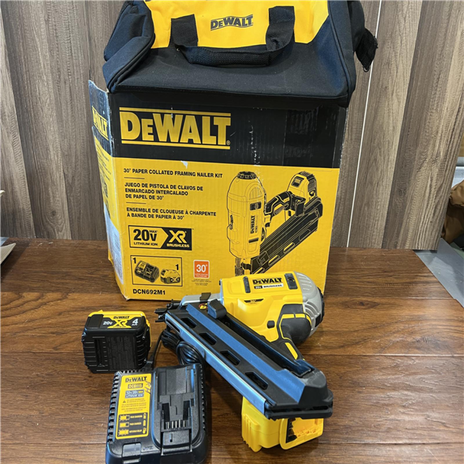 AS-IS DeWalt 20V MAX Brushless Cordless 2-Speed 30° Paper Collated Framing Nailer Kit