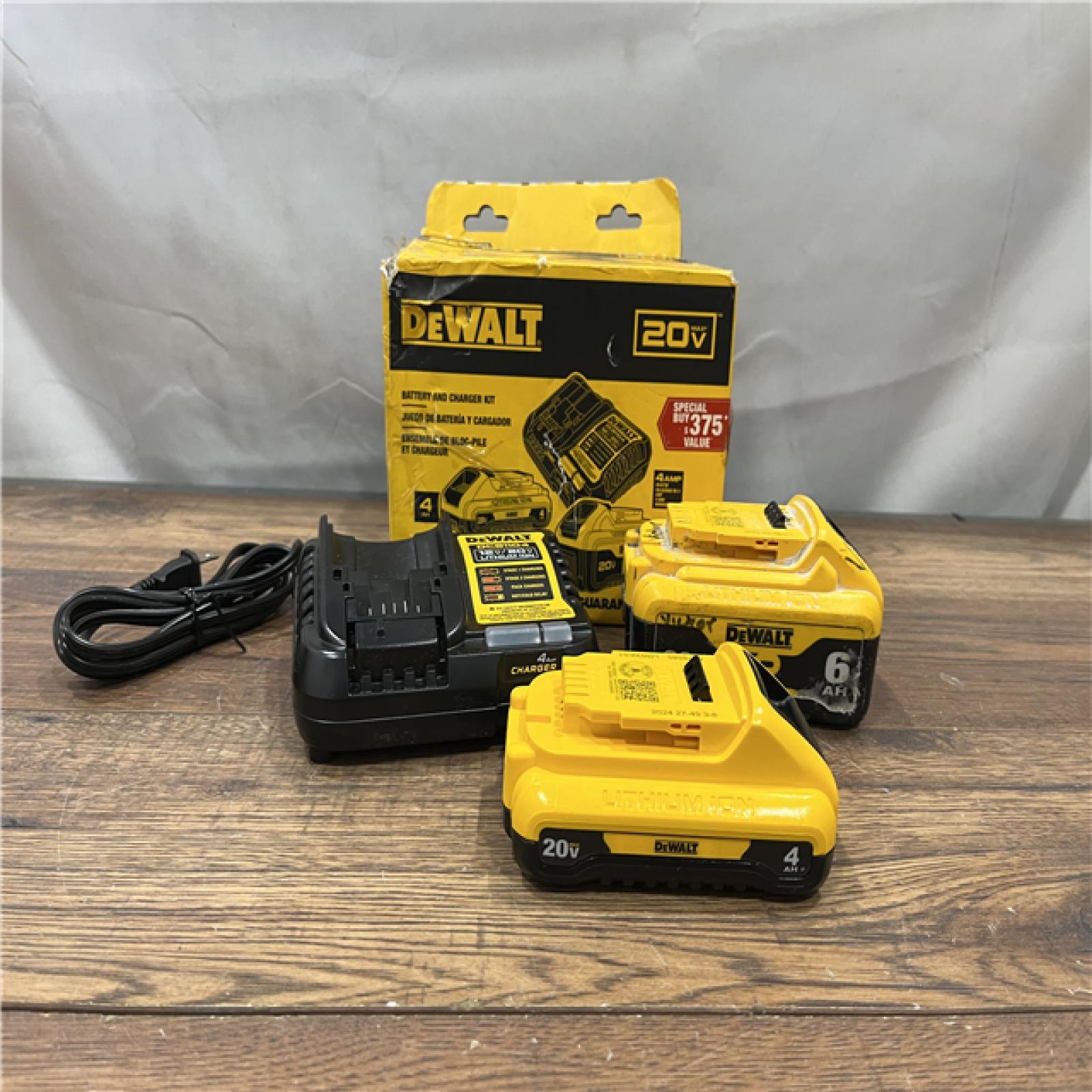 AS-IS DEWALT 20V MAX Lithium-Ion 6.0Ah and 4.0Ah Battery and Charger Starter Kit