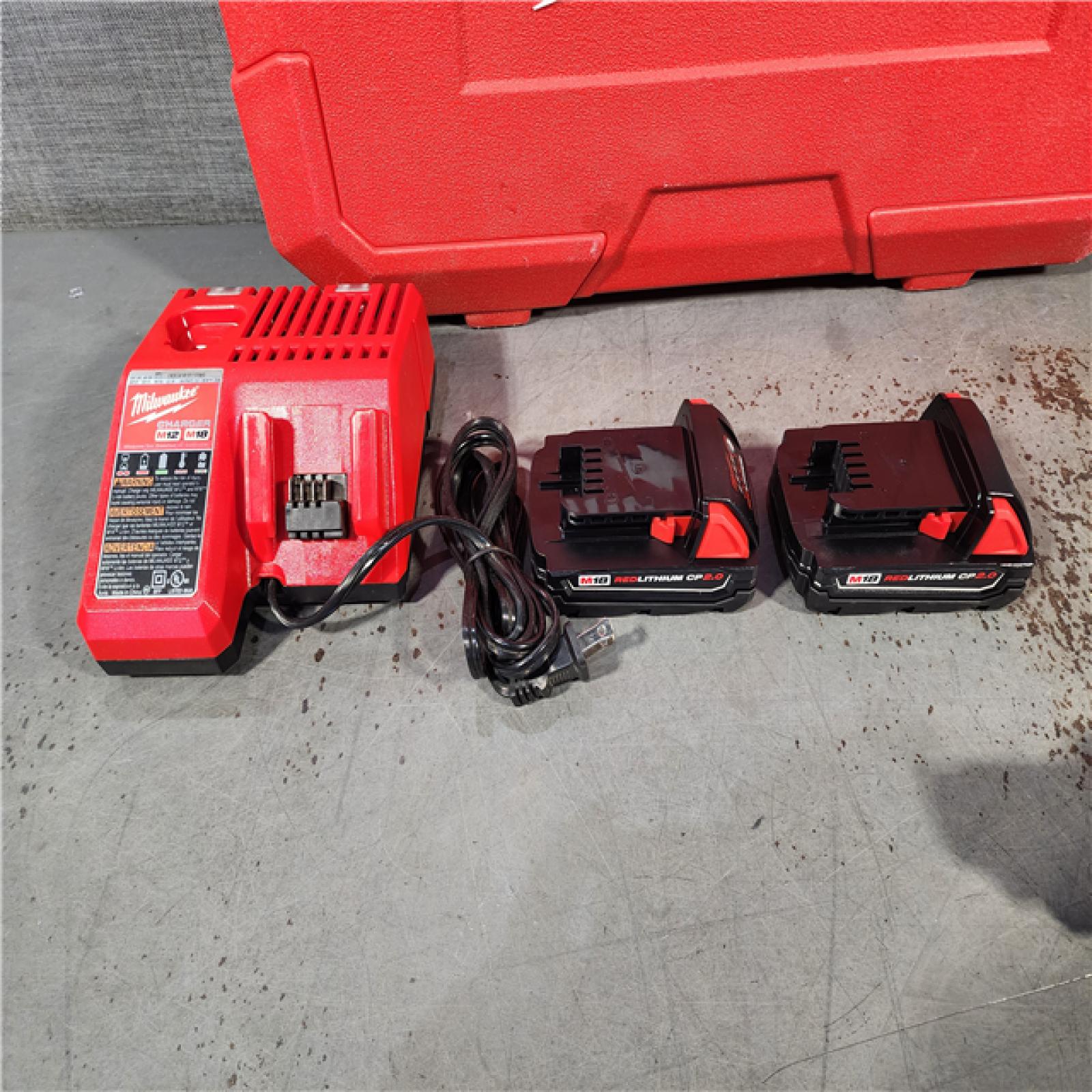 HOUSTON LOCATION - AS-IS (APPEARS LIKE NEW) M18 18V Lithium-Ion Cordless Short Throw Press Tool Kit with 3 PEX Crimp Jaws (2) 2.0 Ah Batteries and Charger