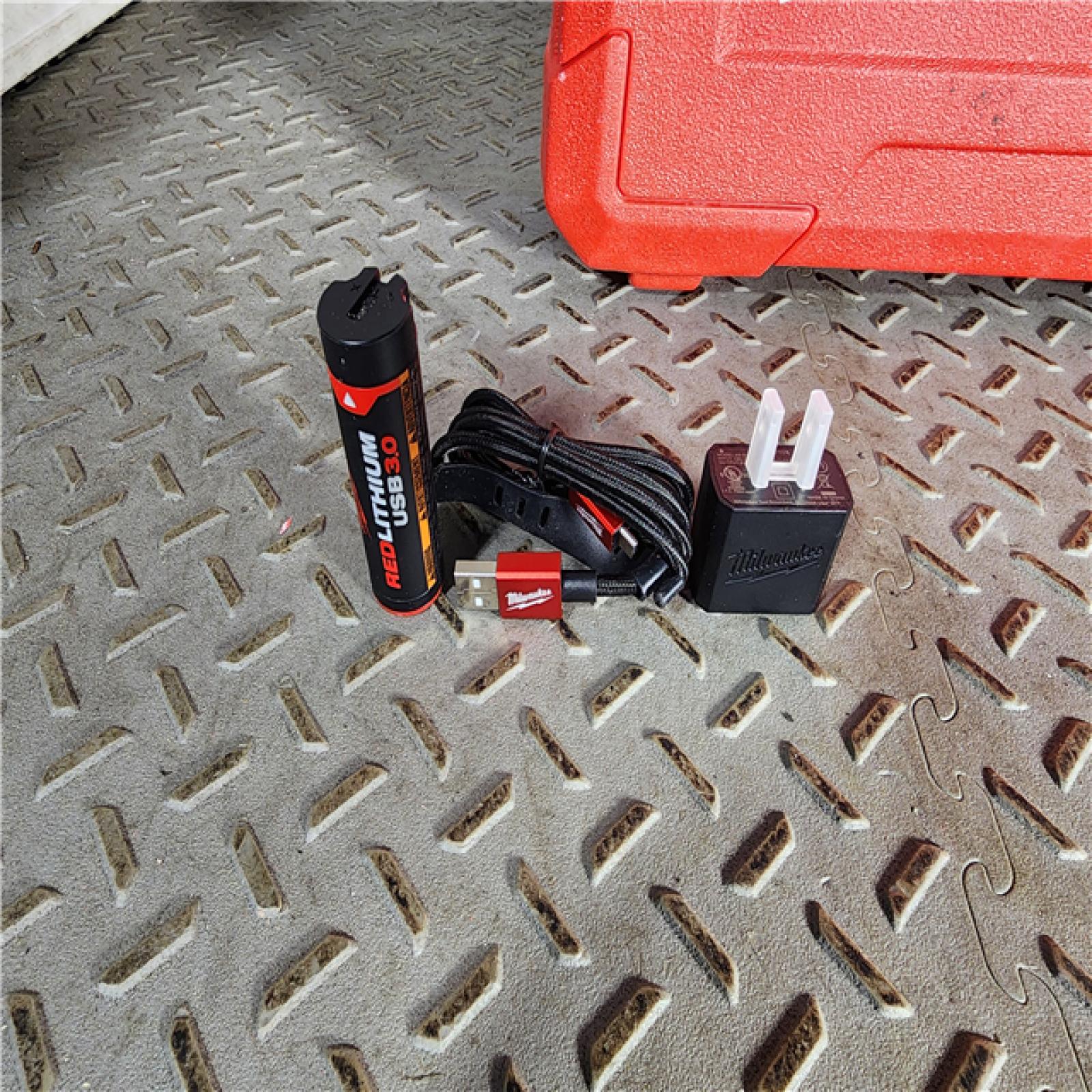 HOUSTON LOCATION - AS-IS 100 Ft. REDLITHIUM Lithium-Ion USB Green Rechargeable Cross Line Laser Level with Charger