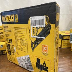 brand new DeWalt 20V MAX Brushless Cordless 2-Speed 30° Paper Collated Framing Nailer Kit