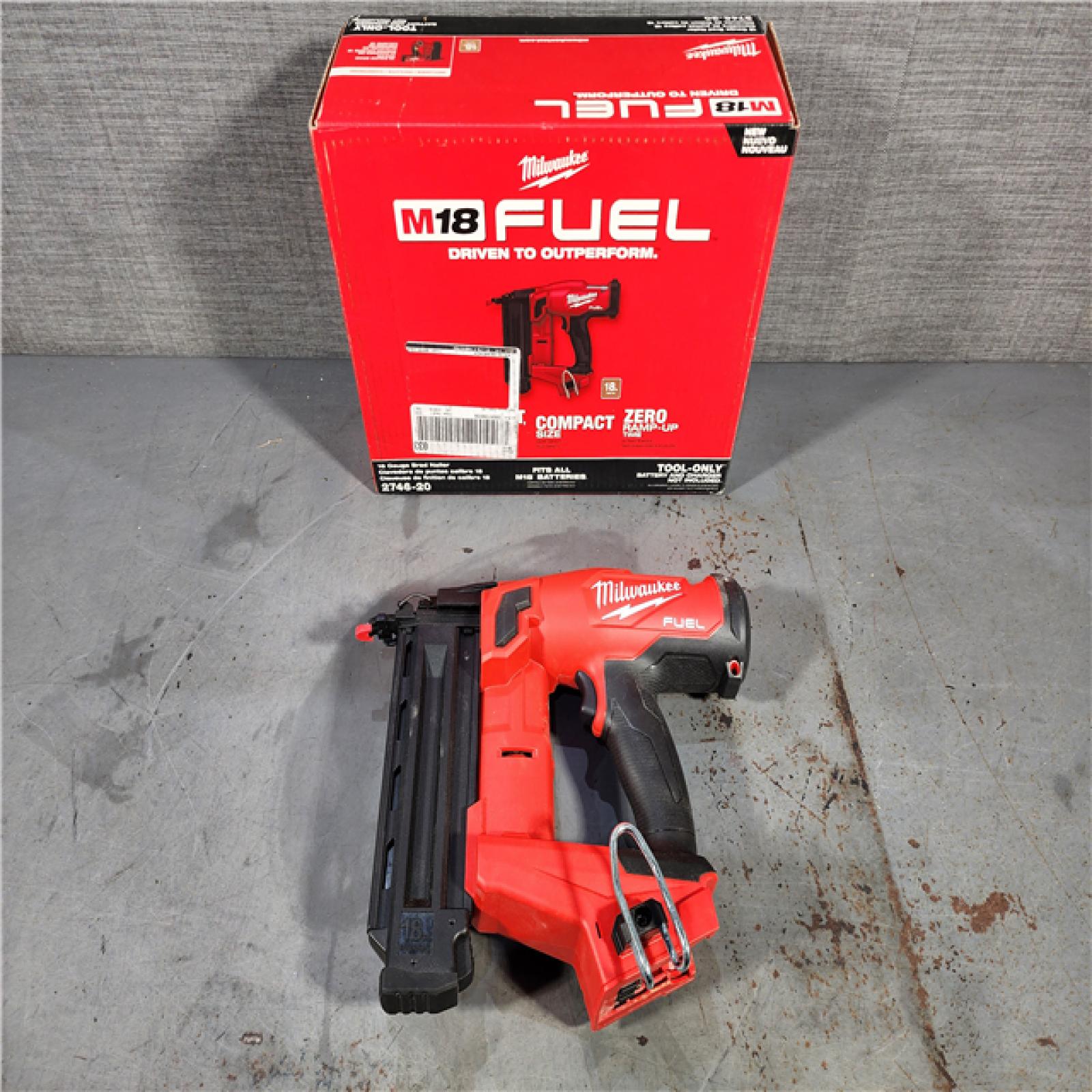 HOUSTON LOCATION - AS-IS (APPEARS LIKE NEW) Milwaukee M18 Fuel 18V Brushless 18-Gauge Brad Nailer 2746-20 (Bare Tool)