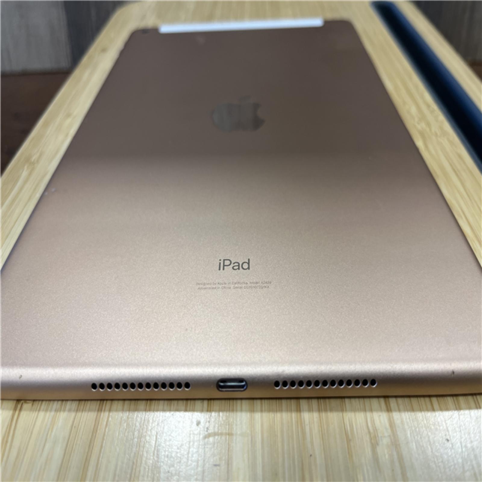 AS-IS Apple iPad (8th gen) 32 GB Rose