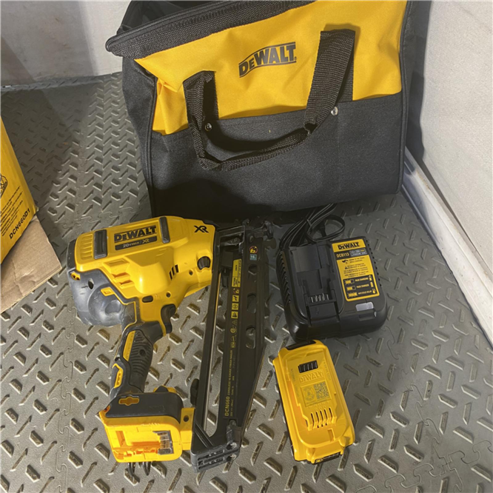 Houston location AS-IS DeWalt DCN660D1 20V 16 Gauge Cordless Angled Finish Nailer Kit W/ 2Ah Battery