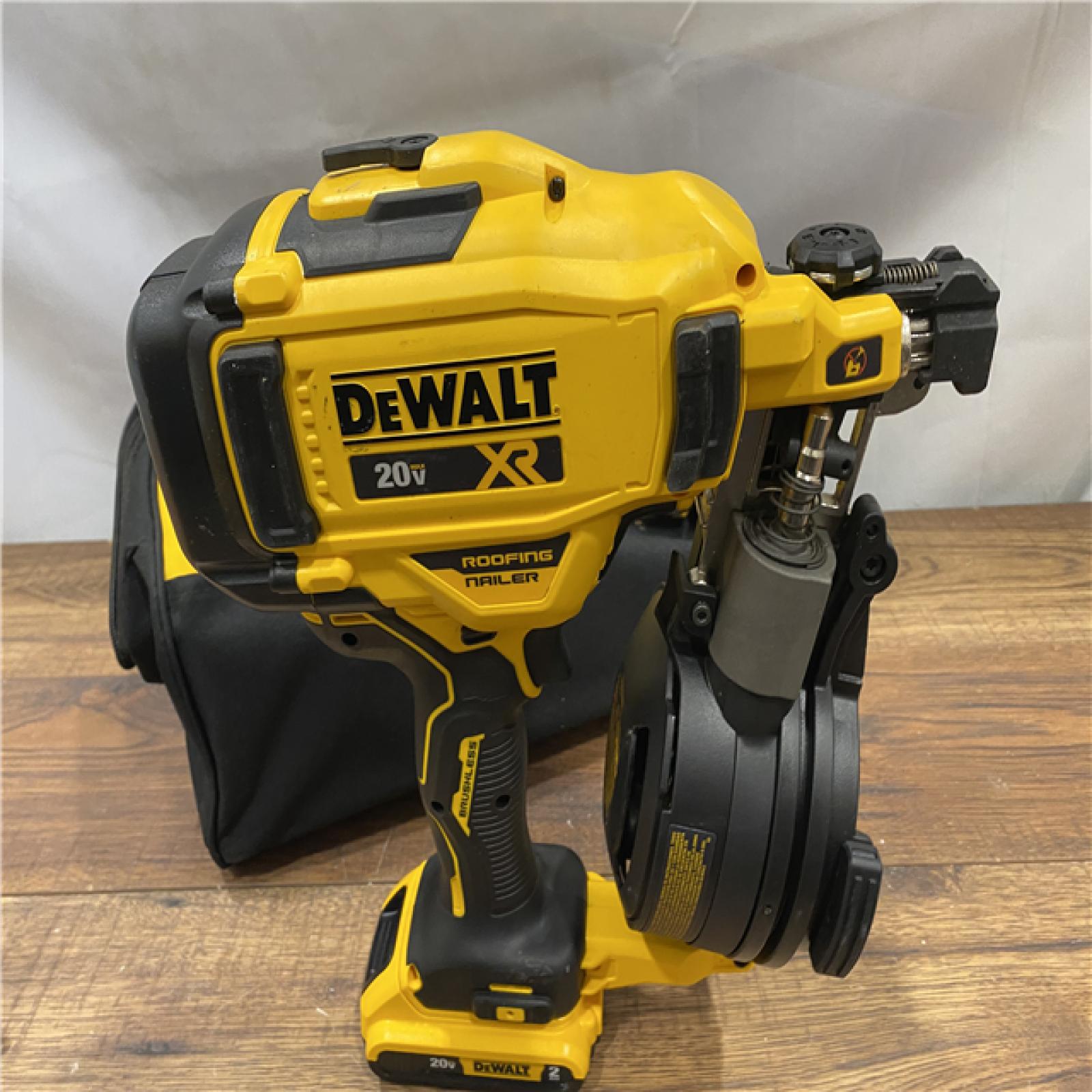 AS IS DEWALT 2007898 Roofing Nailer Cordless