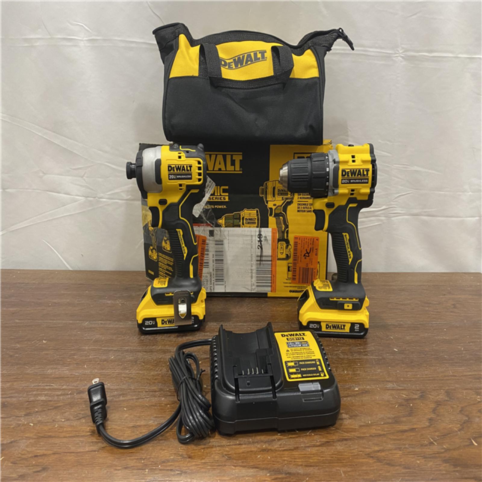 AS-IS DEWALT ATOMIC 20-Volt MAX Lithium-Ion Cordless Combo Kit (2-Tool) with (2) 2.0Ah Batteries, Charger and Bag