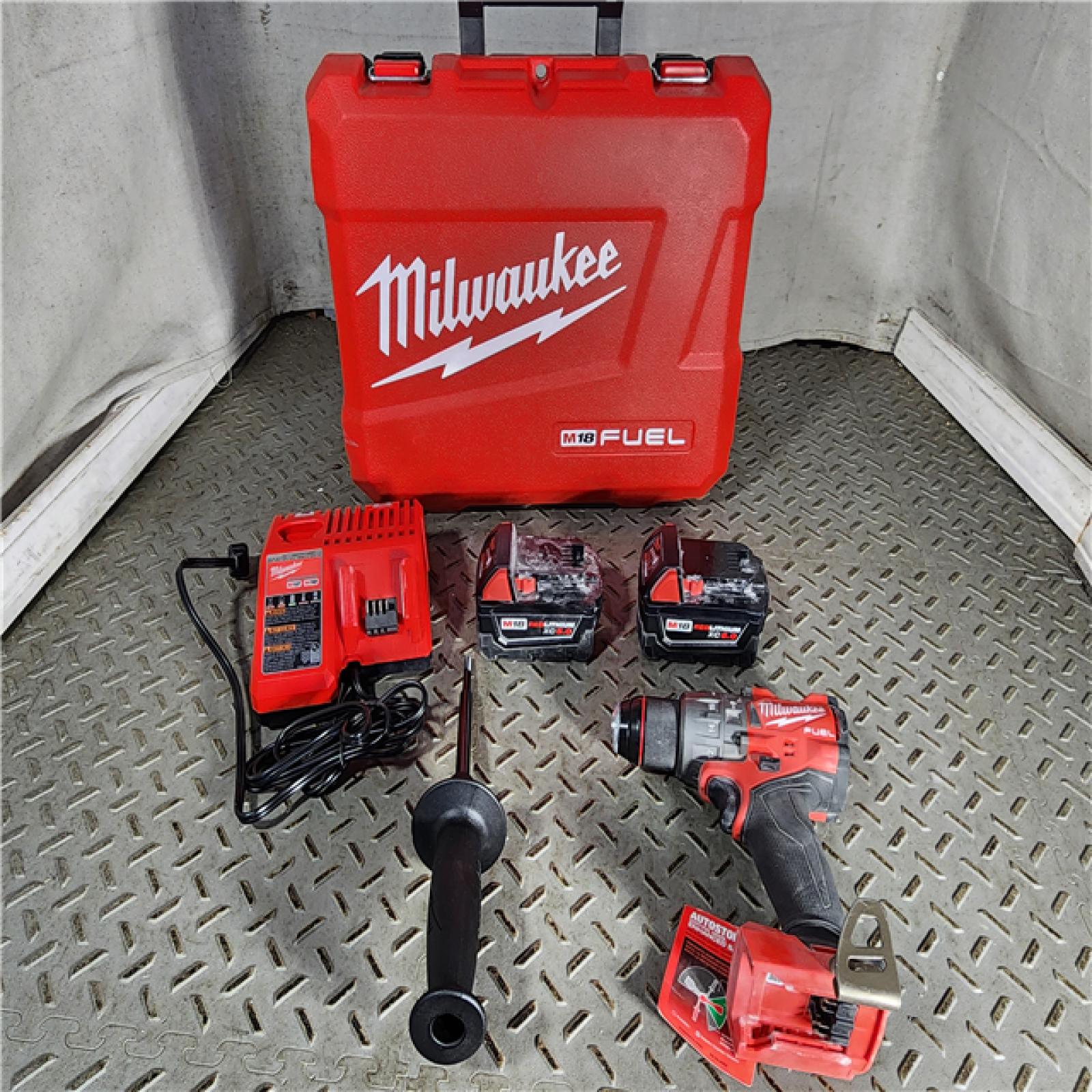 HOUSTON LOCATION - AS-IS Milwaukee 2904-22 Hammer Drill Driver Kit with Batteries  Charger & Tool Case  Red