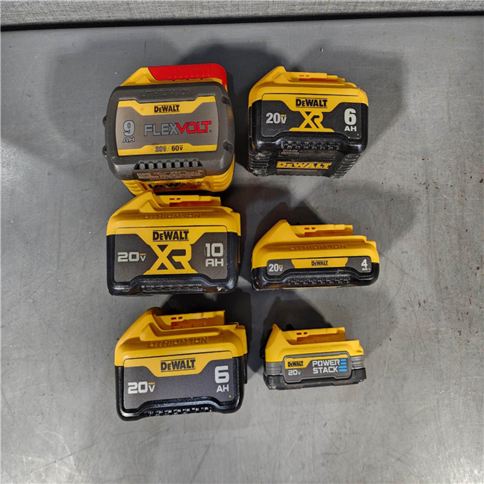 HOUSTON LOCATION - AS-IS DEWALT BATTERY PACK QTY - 15