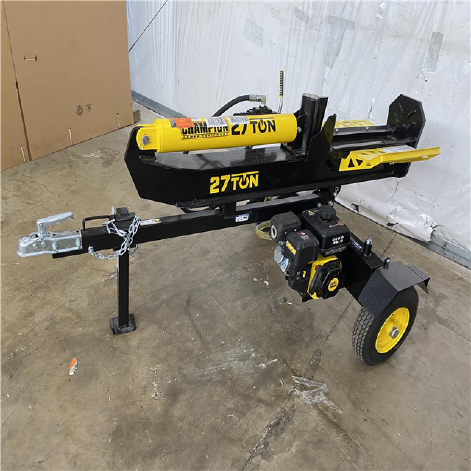 Houston Location AS IS - Champion 27 Ton Log Splitter