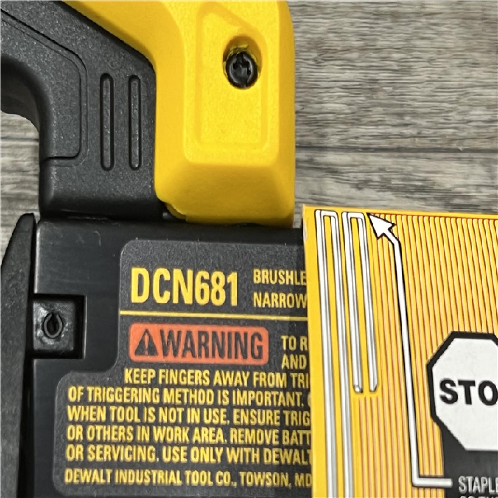 AS-IS DEWALT DCN681D1 20V 18Ga Stapler Kit