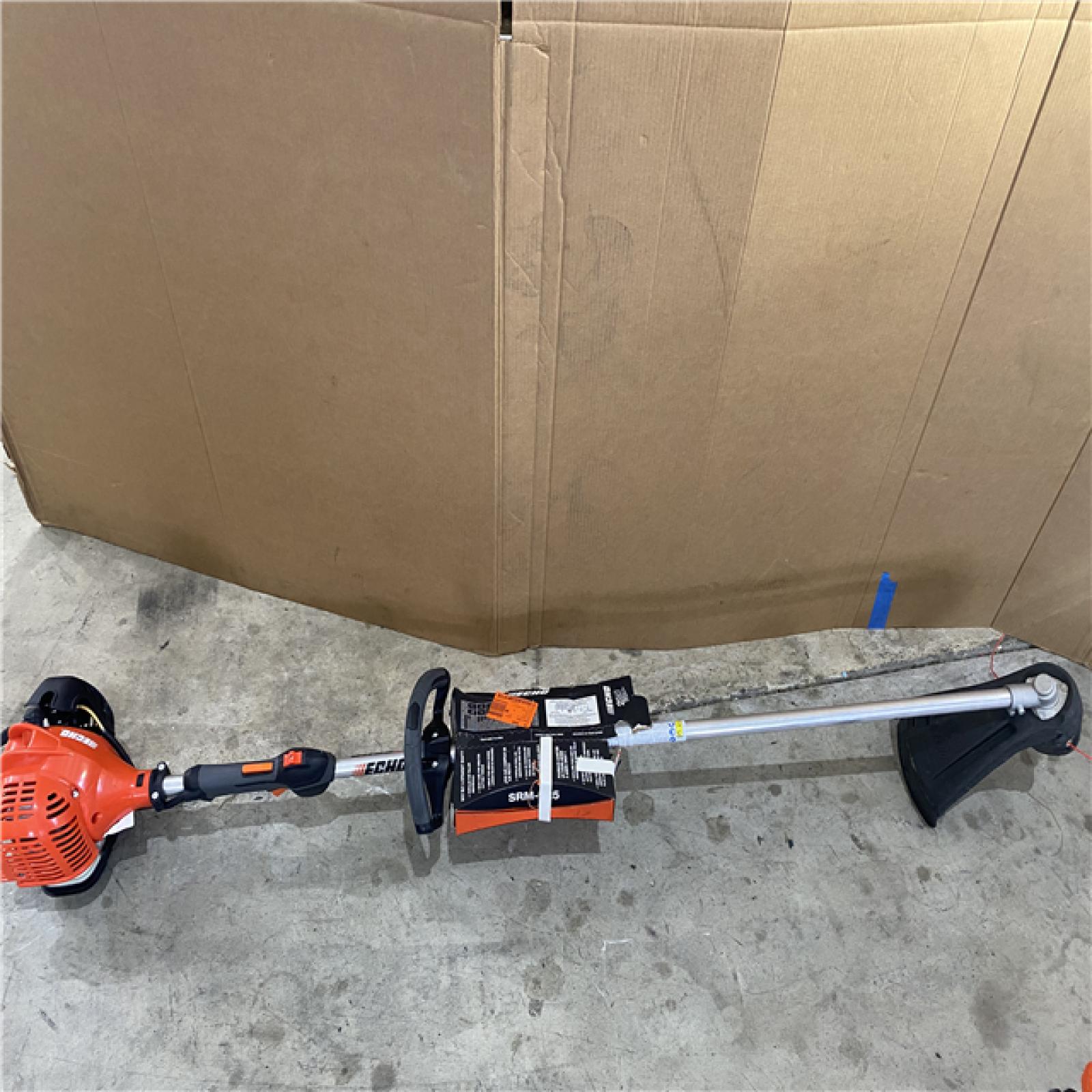 Houston location AS-IS  ECHO  SRM-225 Gas 2-Stroke Straight Shaft Trimmer