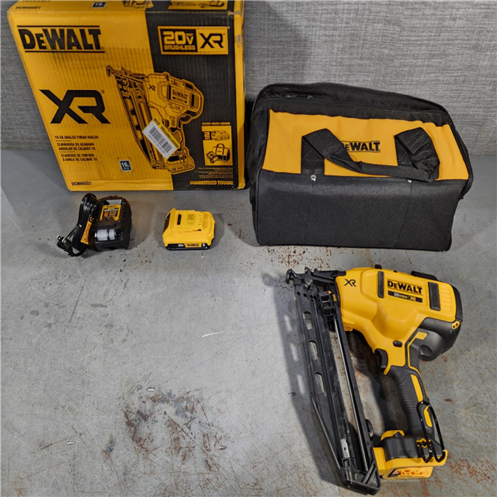 HOUSTON LOCATION - AS-IS DeWalt DCN660D1 20V 16 Gauge Cordless Angled Finish Nailer Kit W/ 2Ah Battery