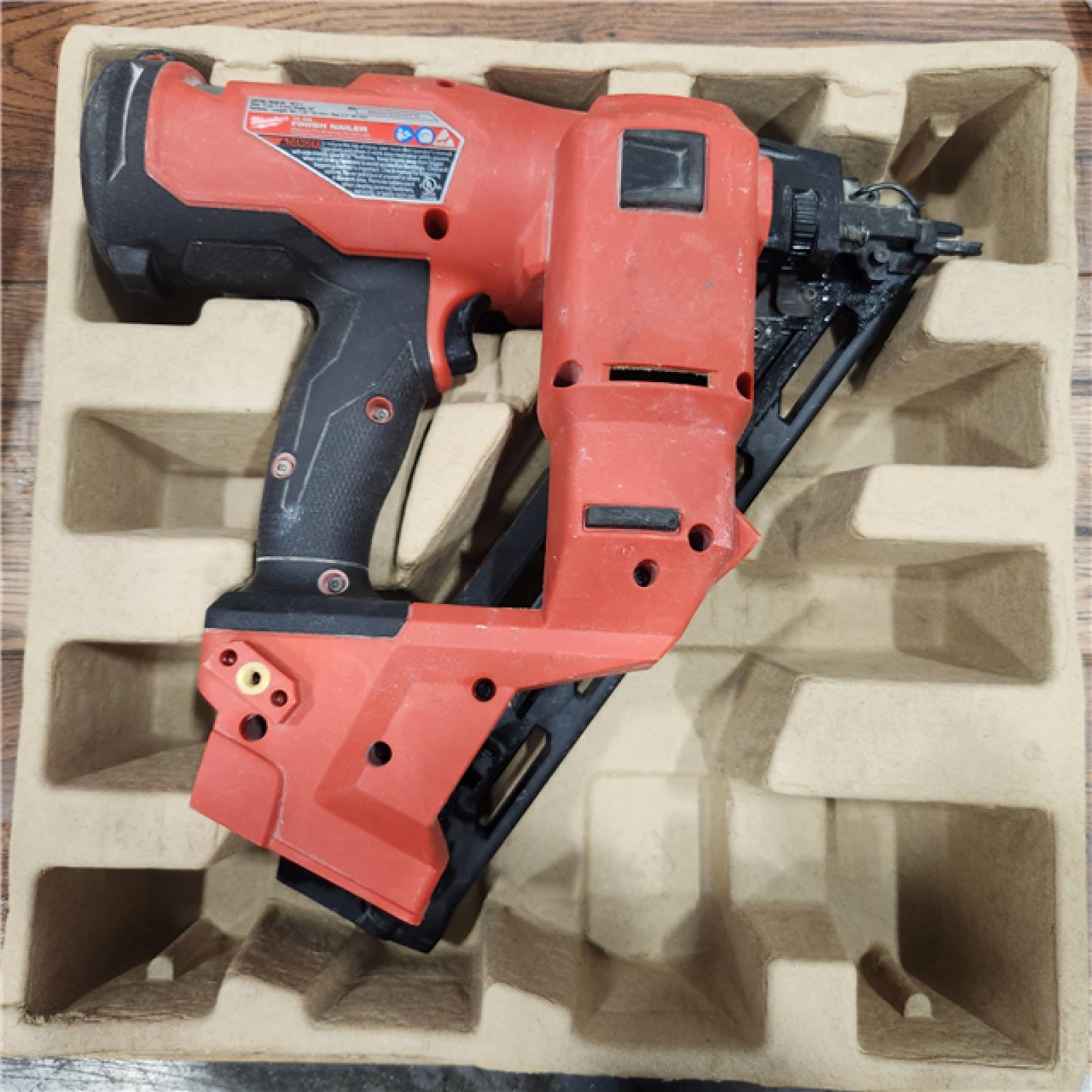 AS-IS Milwaukee 2839-20 M18 FUEL 15 Ga. 18 Volt Brushless Angled Finish Nailer