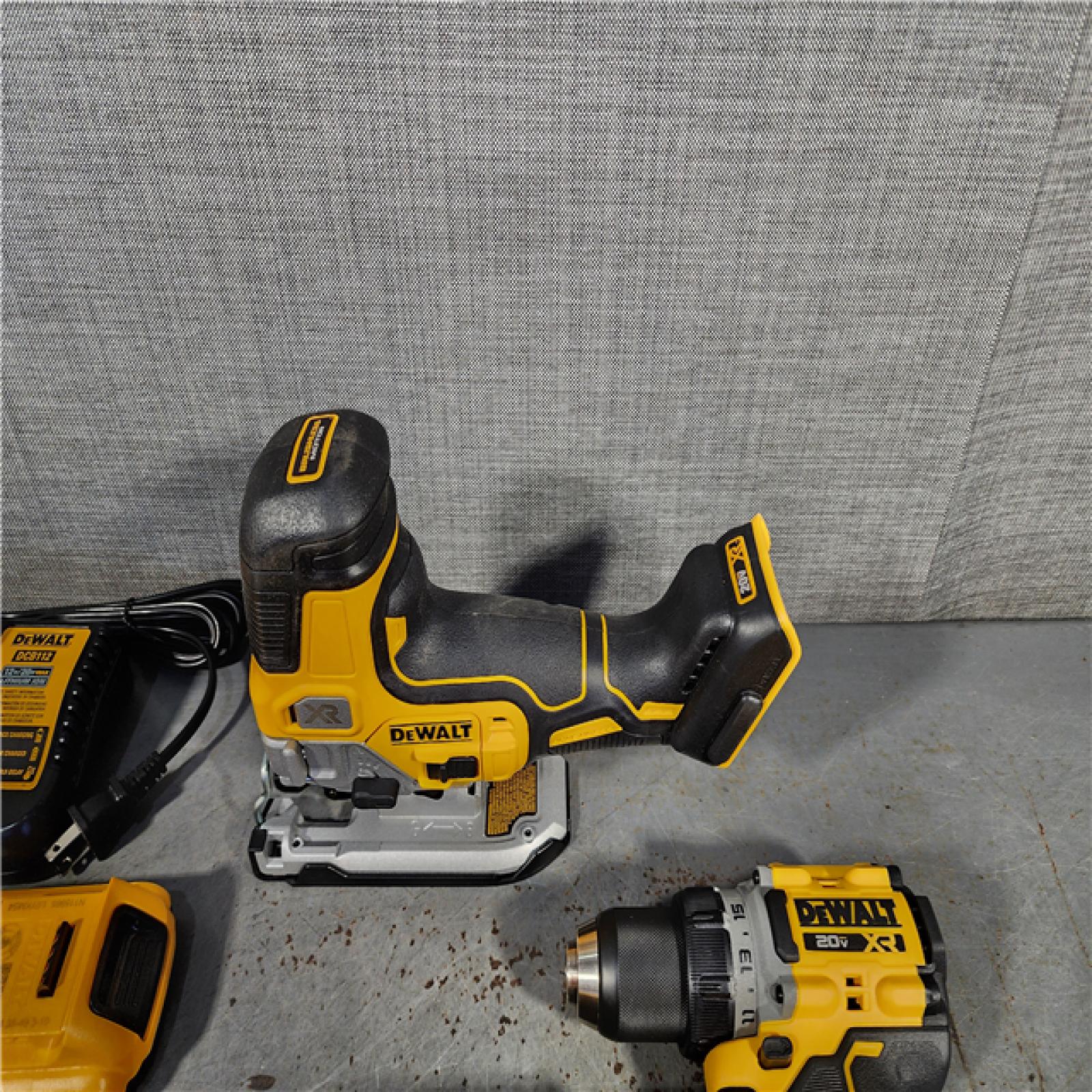 HOUSTON LOCATION - AS-IS DEWALT 4 TOOL COMBO KIT W/ (2) BATTERY & CHARGER