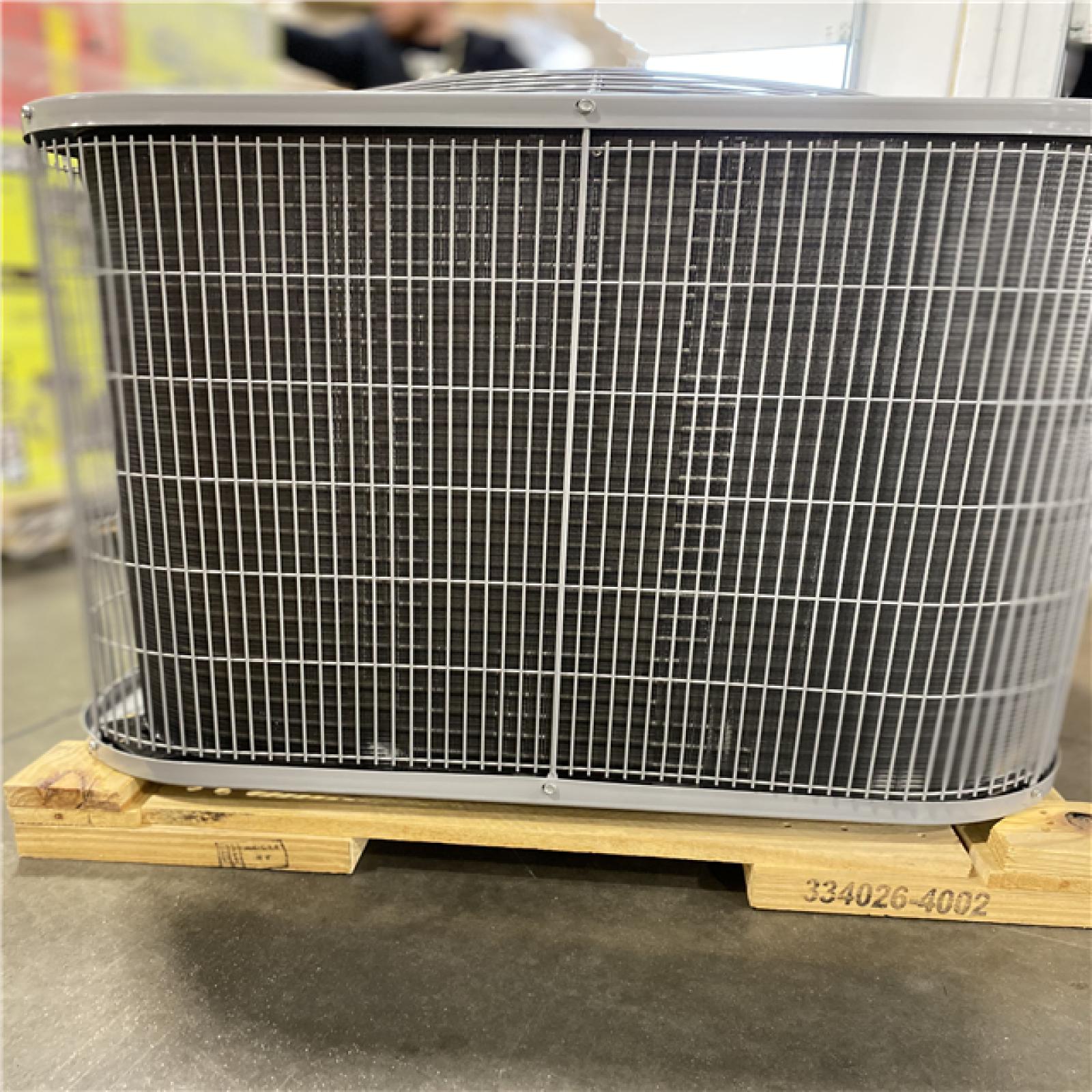 DALLAS LOCATION - Smartcomfort® by Carrier 3 Ton 14 SEER Heat Pump - 2022 Model - Northern States