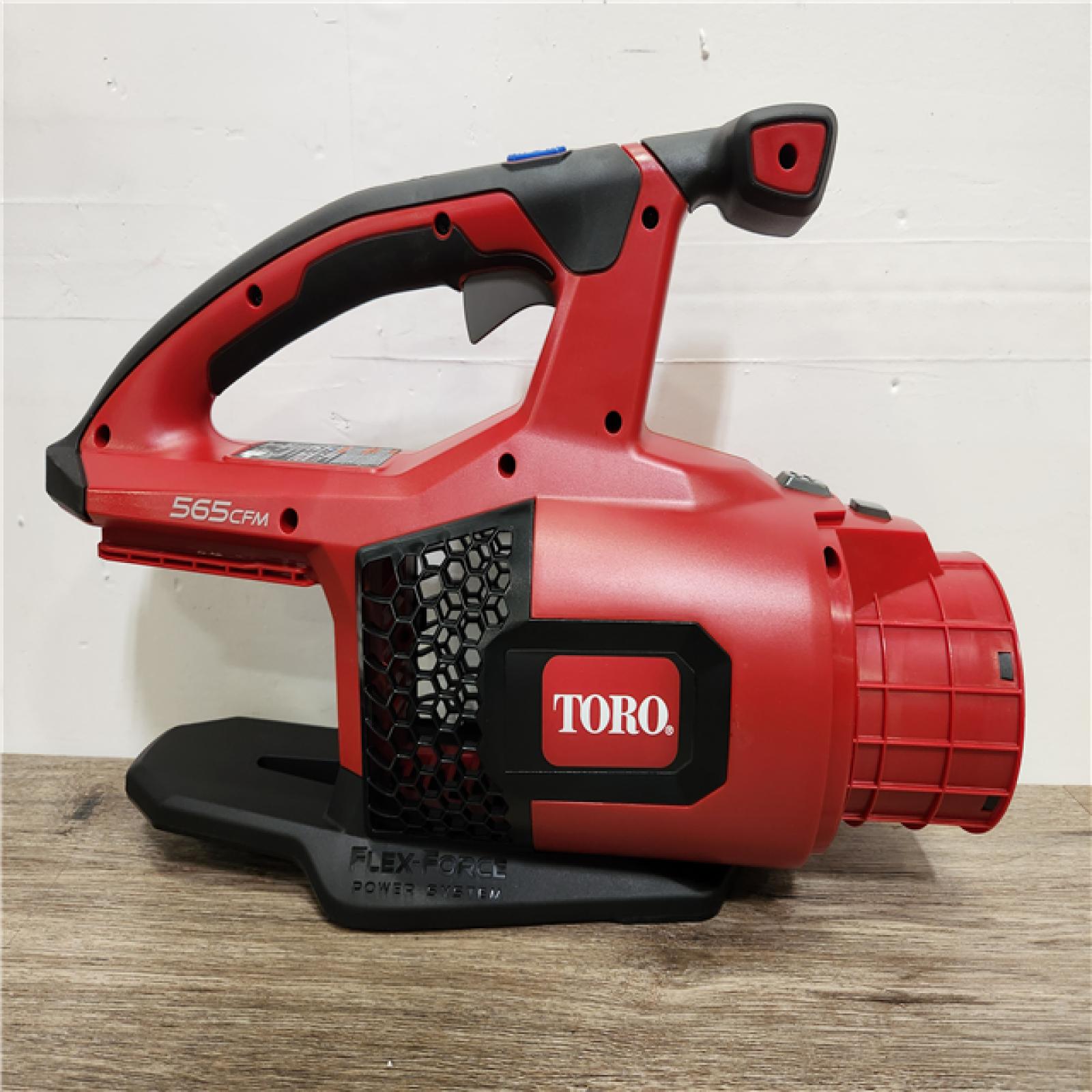 Phoenix Location NEW Toro Flex-Force 60-volt Max 565-CFM 110-MPH Battery Handheld Leaf Blower 2 Ah (Battery and Charger Included)