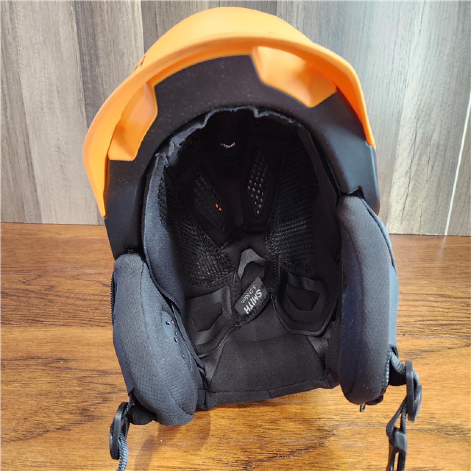 Smith Helmets Level Mips Helmet Matte Mandarin / Black Small