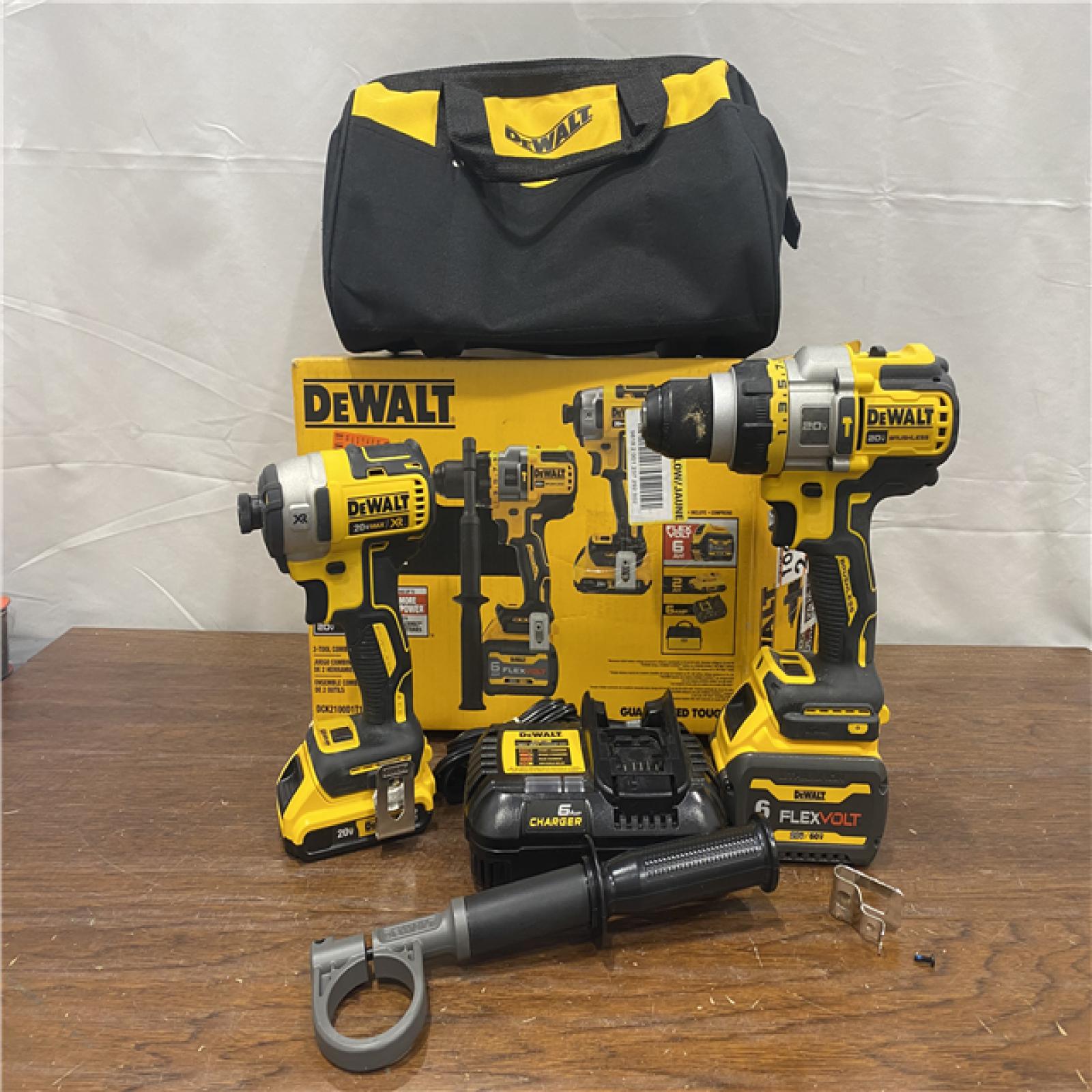 AS-IS DEWALT 20V MAX Cordless Brushless Hammer Drill/Driver 2 Tool Combo Kit with FLEXVOLT ADVANTAGE