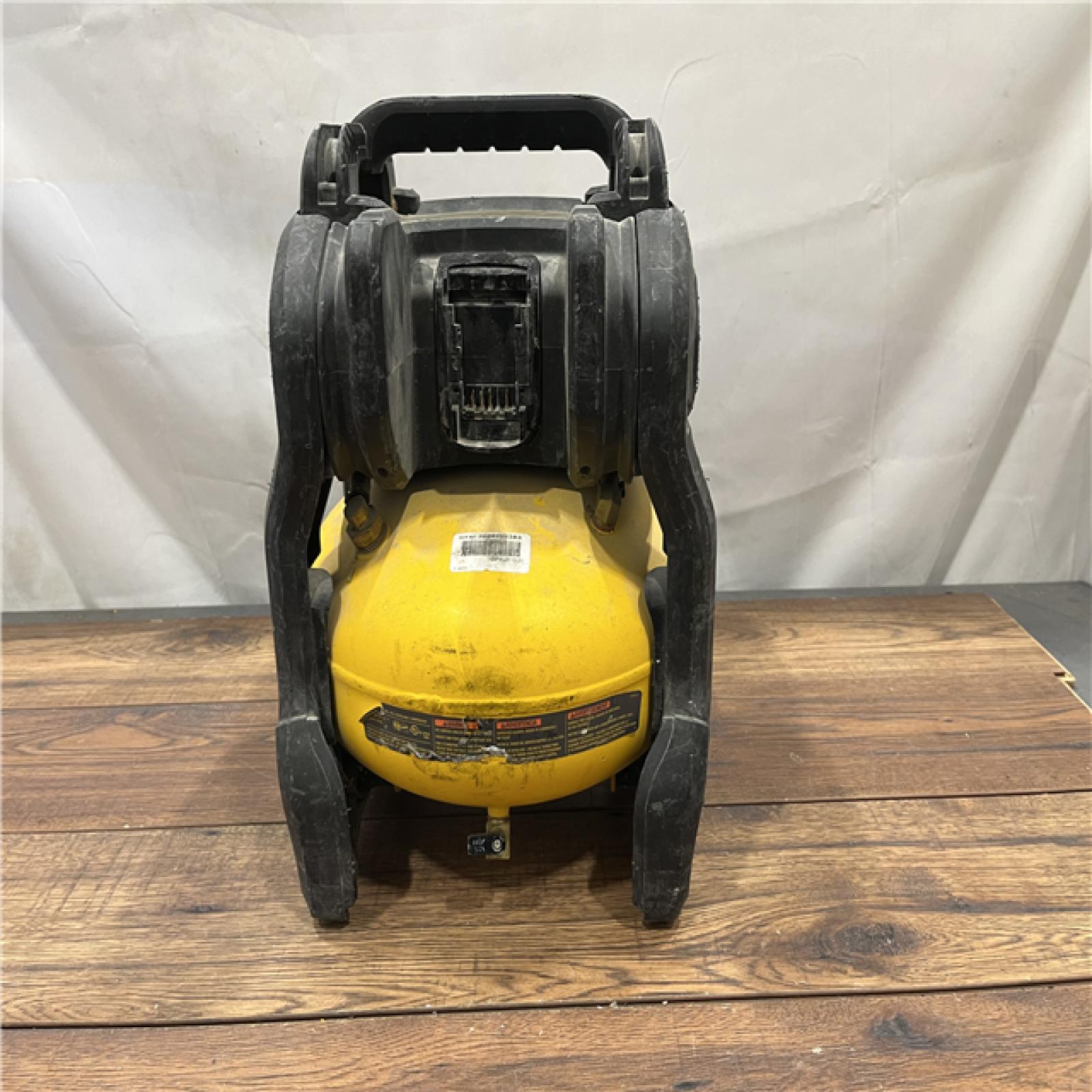 AS-IS DEWALT 20V MAX* 2-1/2 Gal. Brushless Cordless Air Compressor