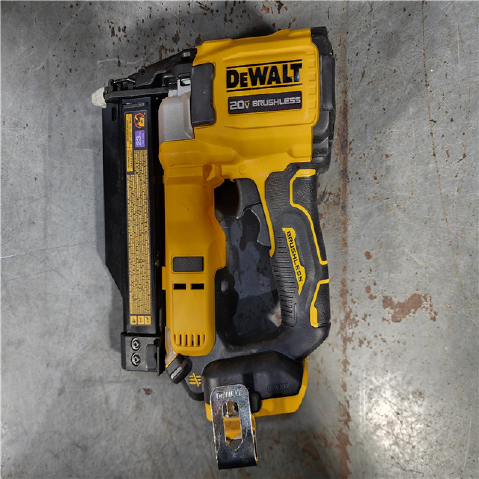 HOUSTON LOCATION - AS-IS DEWALT ATOMIC 20V MAX Lithium Ion Cordless 23 Gauge Pin Nailer Kit with 2.0Ah Battery and Charger