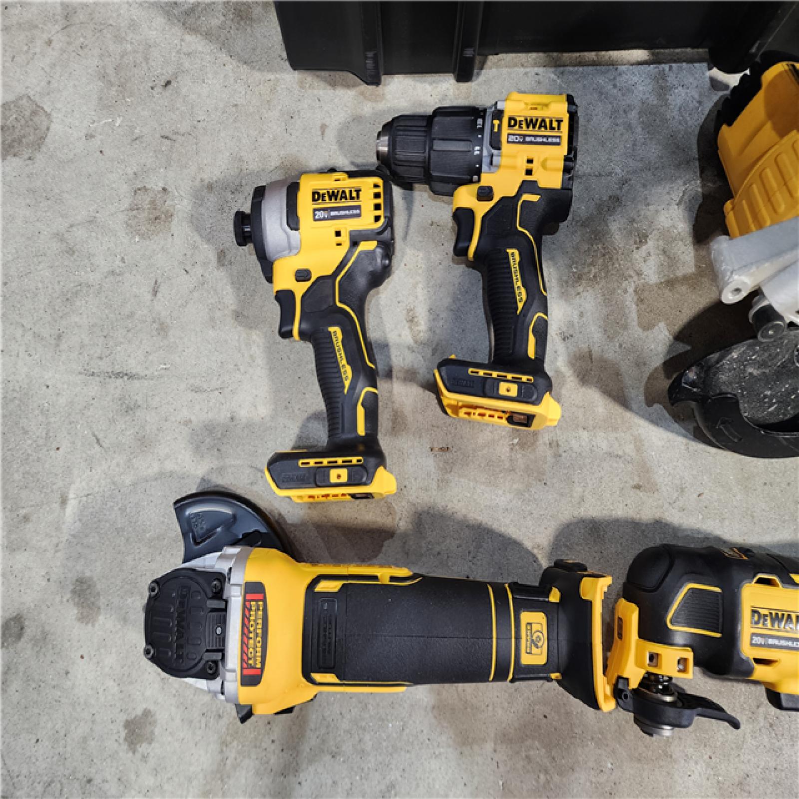 HOUSTON LOCATION - AS-IS Dewalt 20-Volt MAX ToughSystem Lithium-Ion 6-Tool Cordless Combo Kit