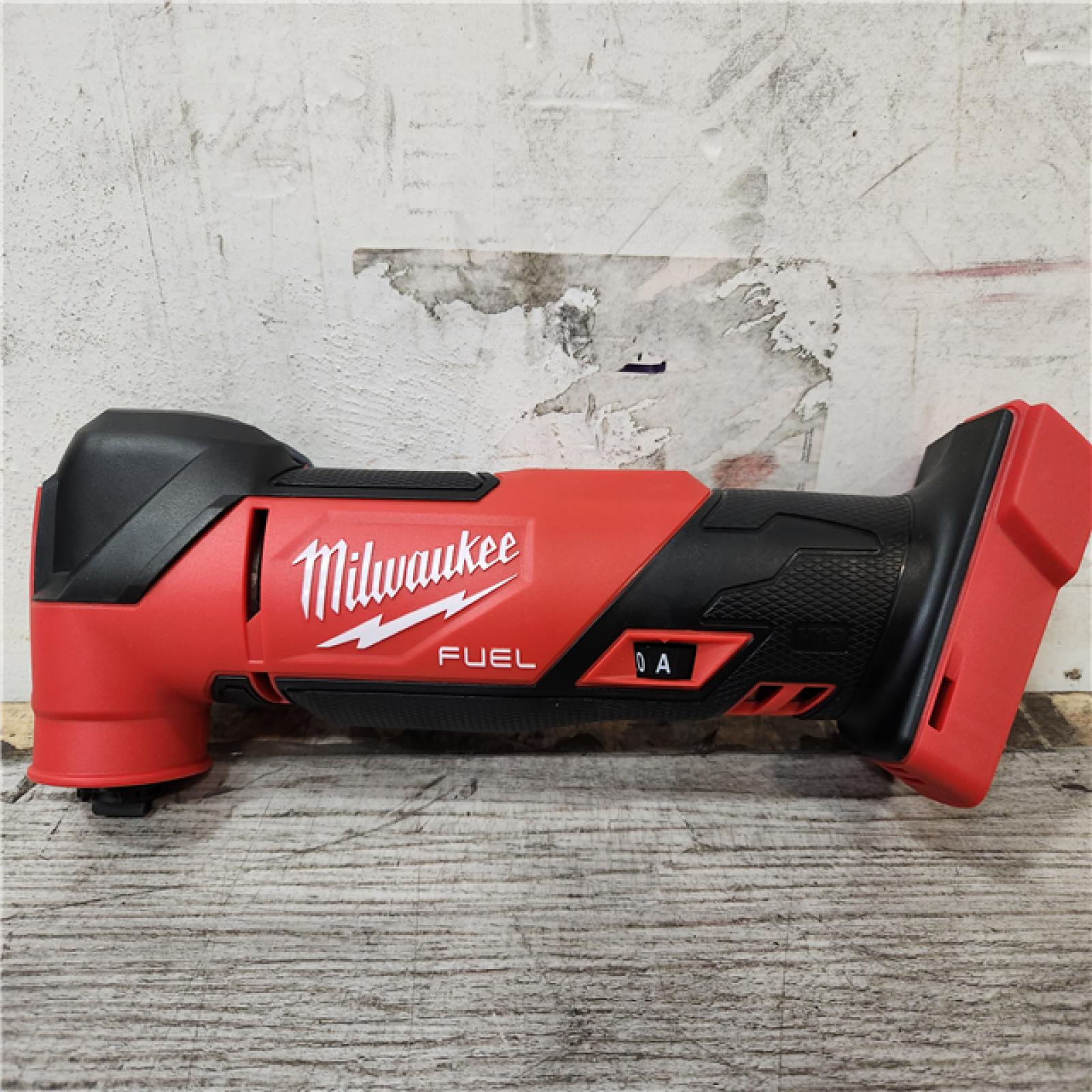 Phoenix Location NEW Milwaukee M18 FUEL 18V Lithium-Ion Cordless Brushless Oscillating Multi-Tool (Tool-Only)