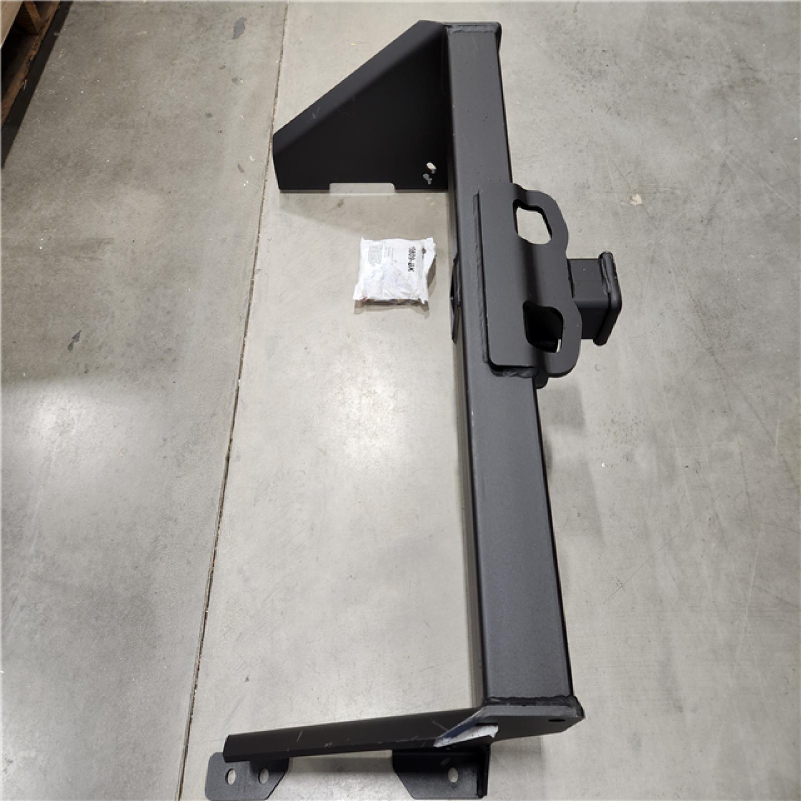 AS-IS Curt Commercial Duty Class V Trailer Hitch (15809)