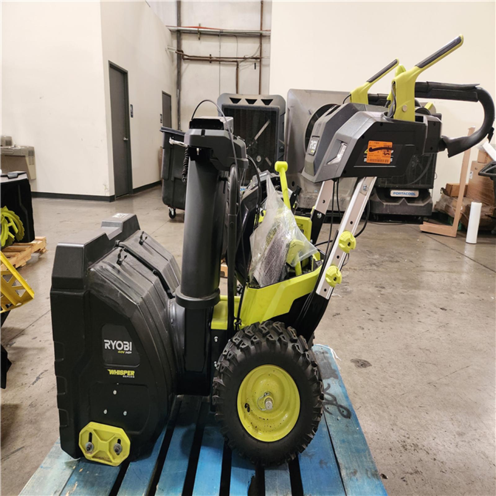 Phoenix Location RYOBI 40V HP Brushless Whisper Series 24 2-Stage Cordless Electric Self-Propelled Snow Blower